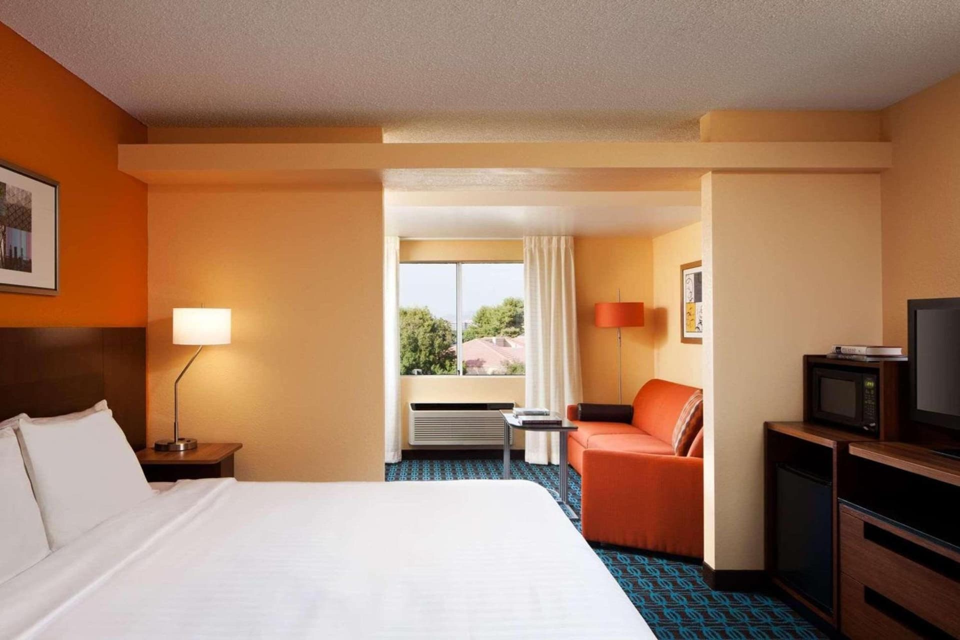 Country Inn & Suites by Radisson, Phoenix Airport, AZ gallery photo in Phoenix, AZ — image 39