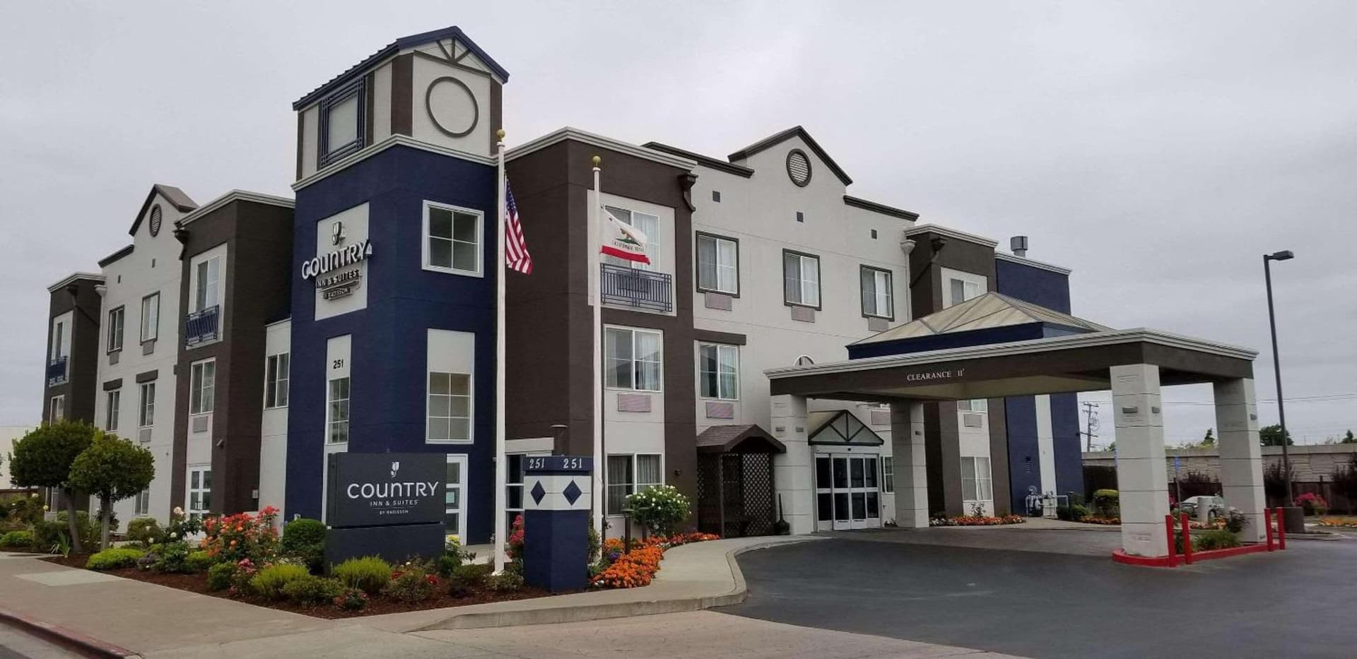 Country Inn & Suites by Radisson, San Carlos, CA featured exterior or lobby in San Carlos, CA — similar hotel