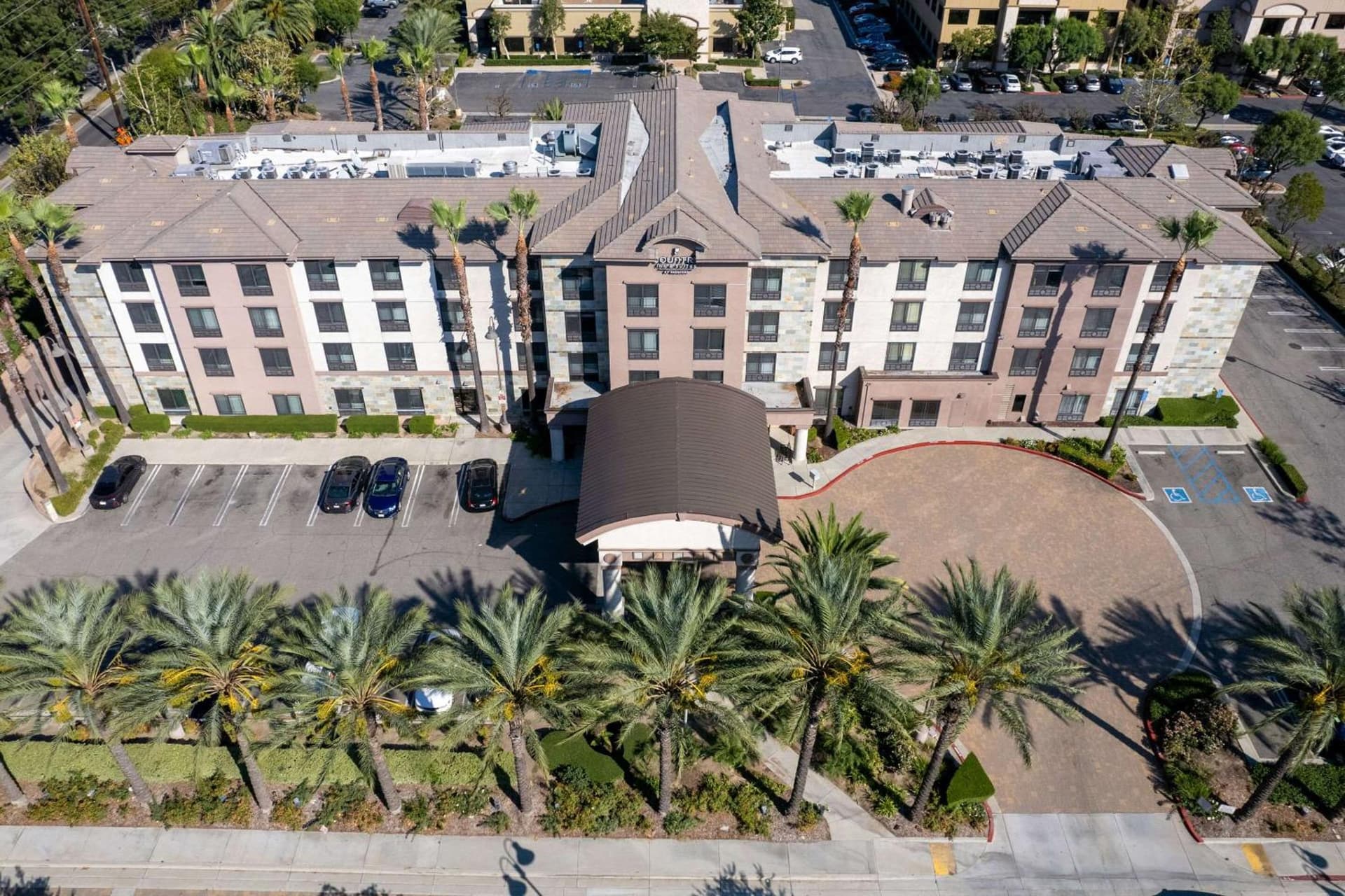 Country Inn & Suites by Radisson, Ontario at Ontario Mills, CA interior in Ontario, CA — gallery photo 2