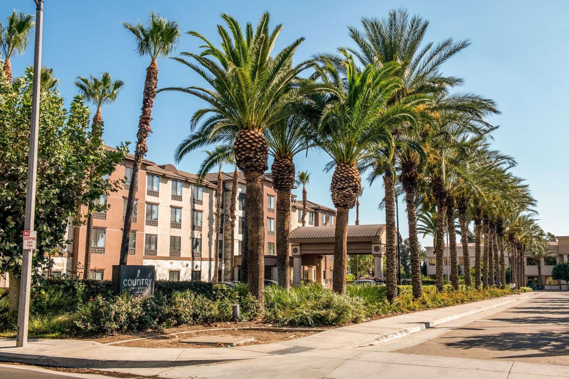 Country Inn & Suites by Radisson, Ontario at Ontario Mills, CA gallery photo in Ontario, CA — image 123