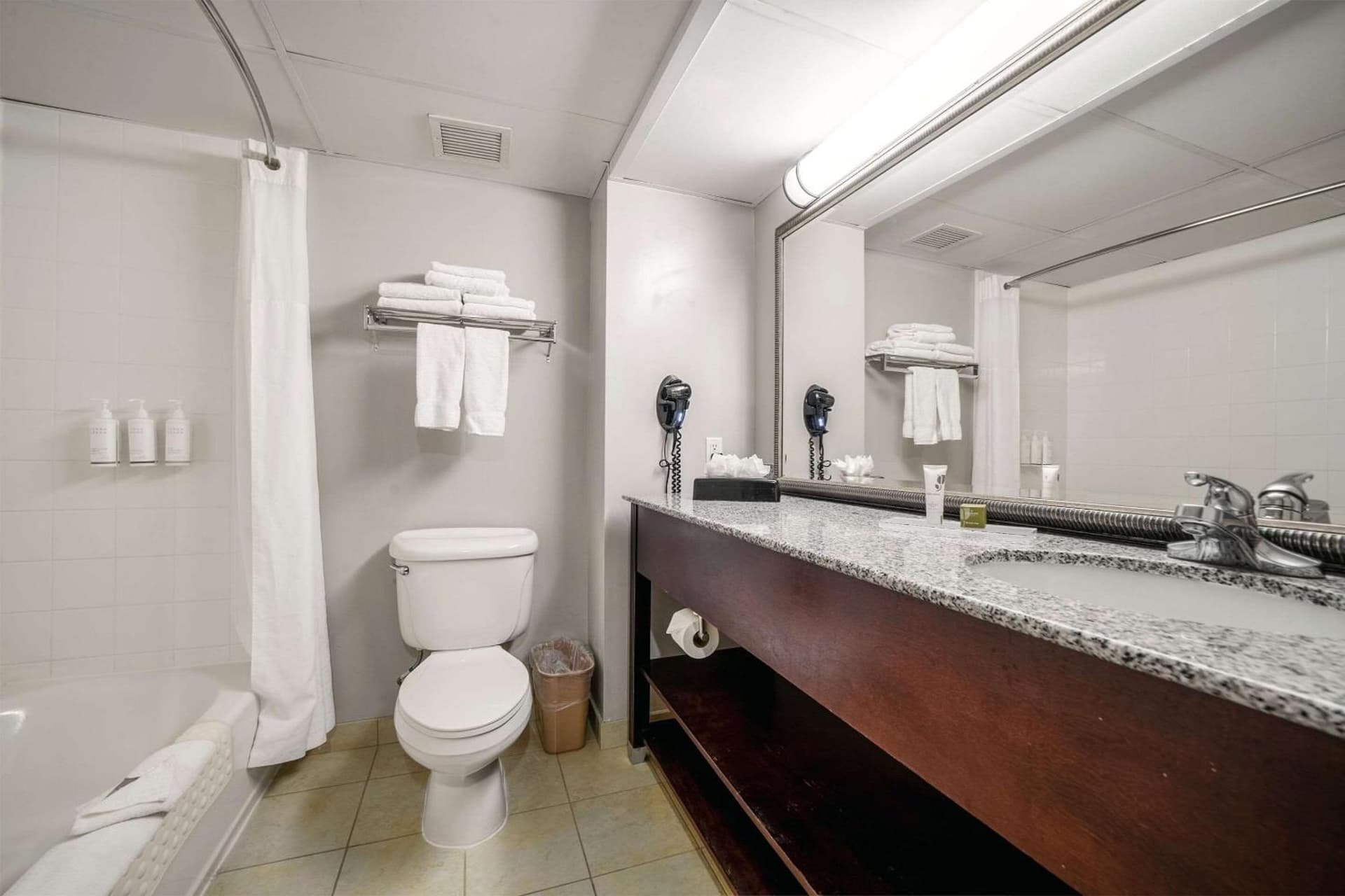 Country Inn & Suites by Radisson, Ontario at Ontario Mills, CA gallery photo in Ontario, CA — image 151