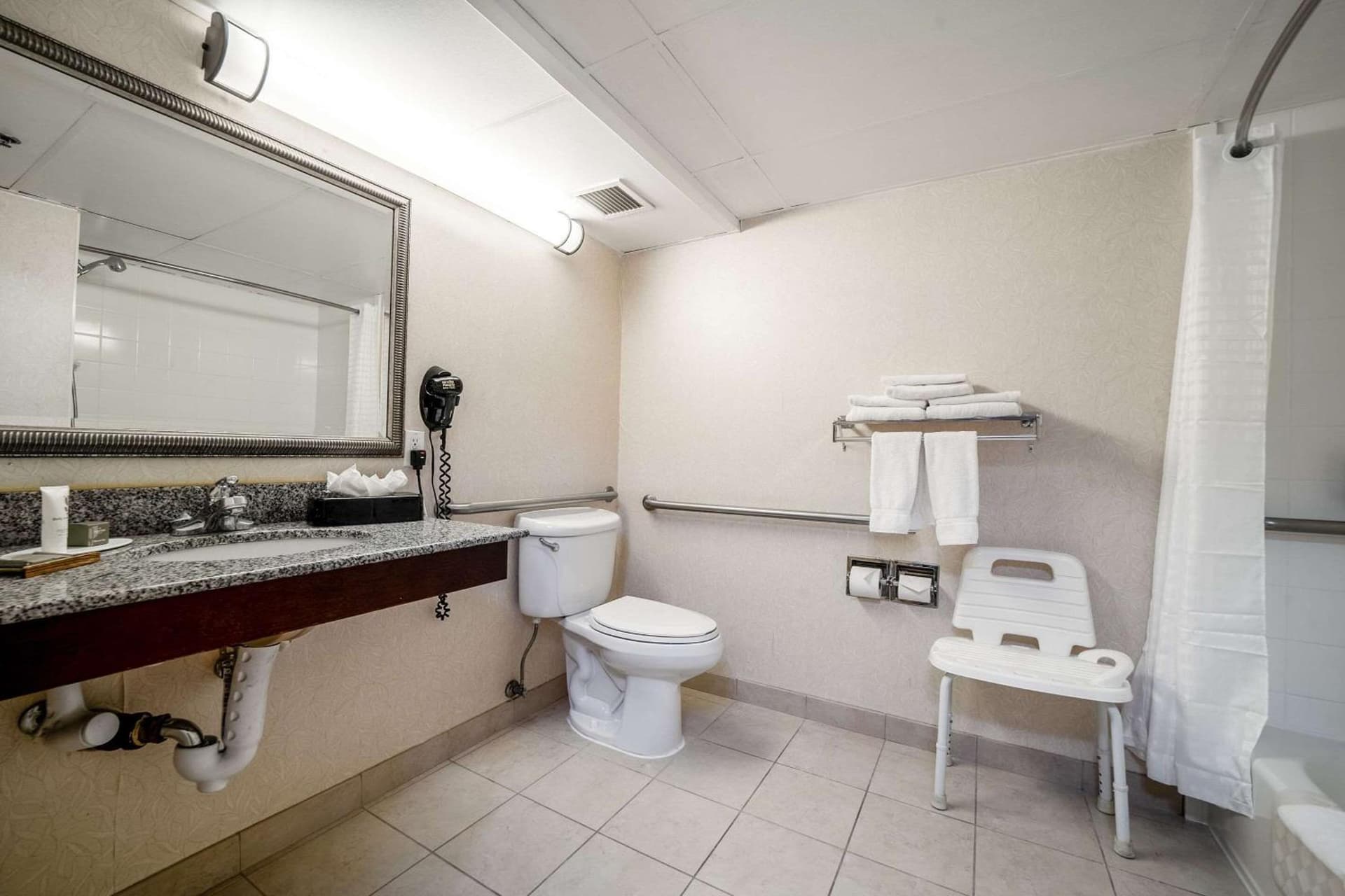 Country Inn & Suites by Radisson, Ontario at Ontario Mills, CA gallery photo in Ontario, CA — image 164