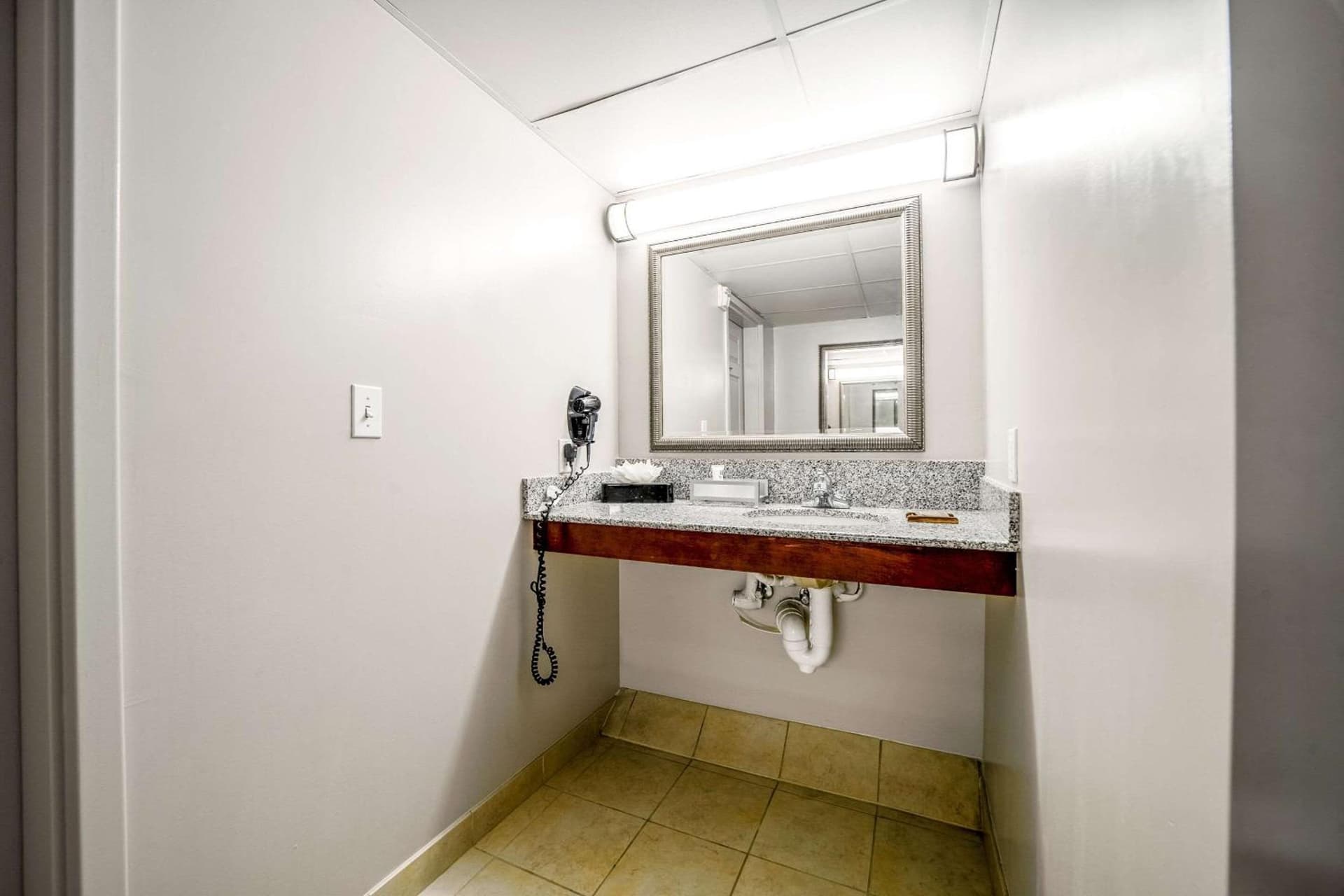 Country Inn & Suites by Radisson, Ontario at Ontario Mills, CA gallery photo in Ontario, CA — image 135