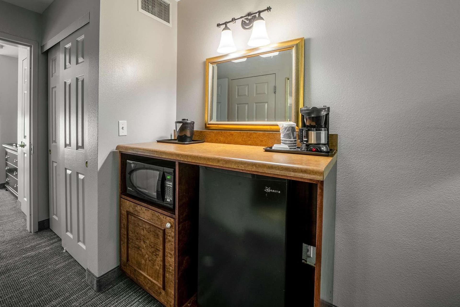 Country Inn & Suites by Radisson, Ontario at Ontario Mills, CA gallery photo in Ontario, CA — image 131