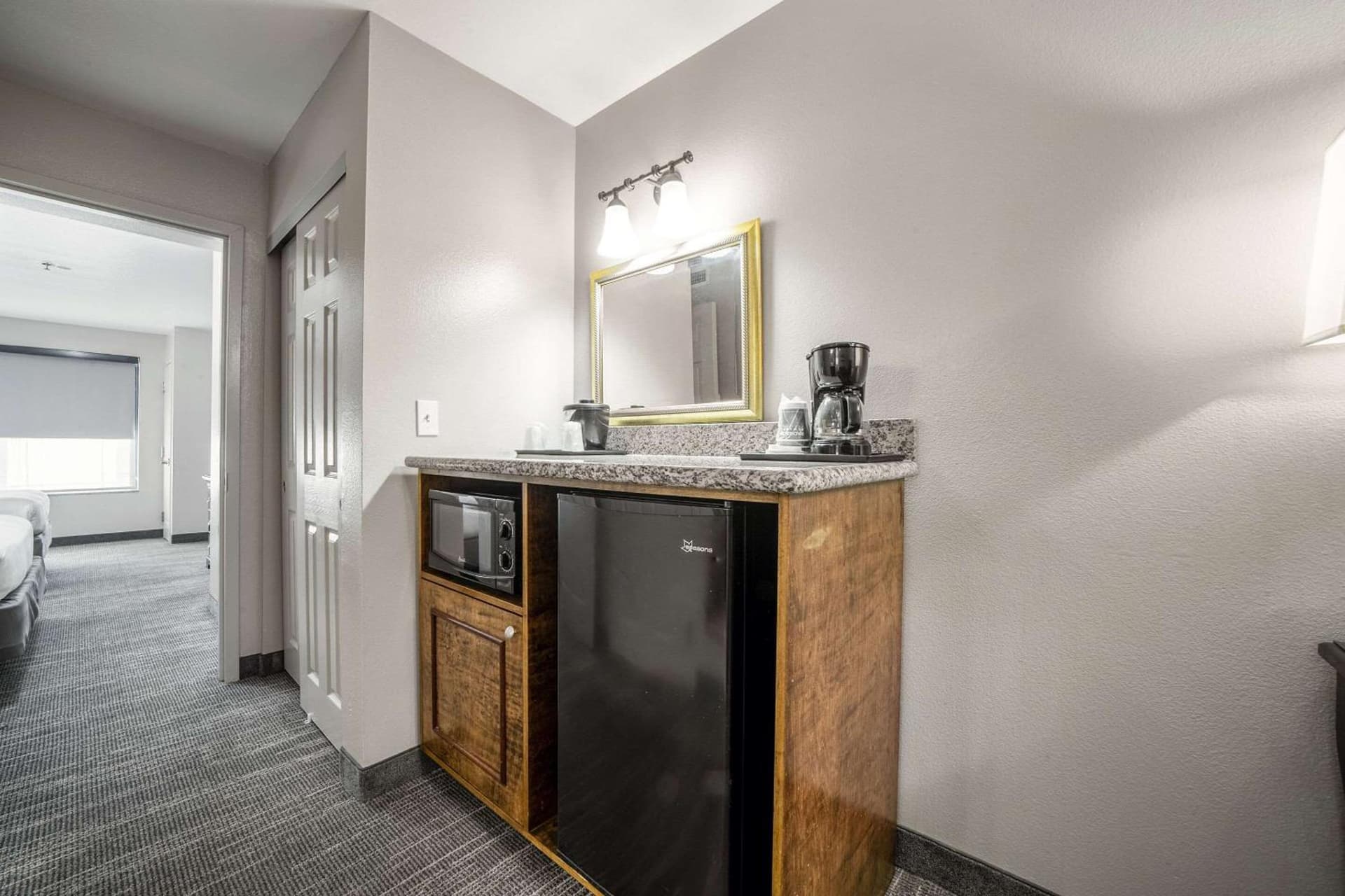 Country Inn & Suites by Radisson, Ontario at Ontario Mills, CA gallery photo in Ontario, CA — image 120
