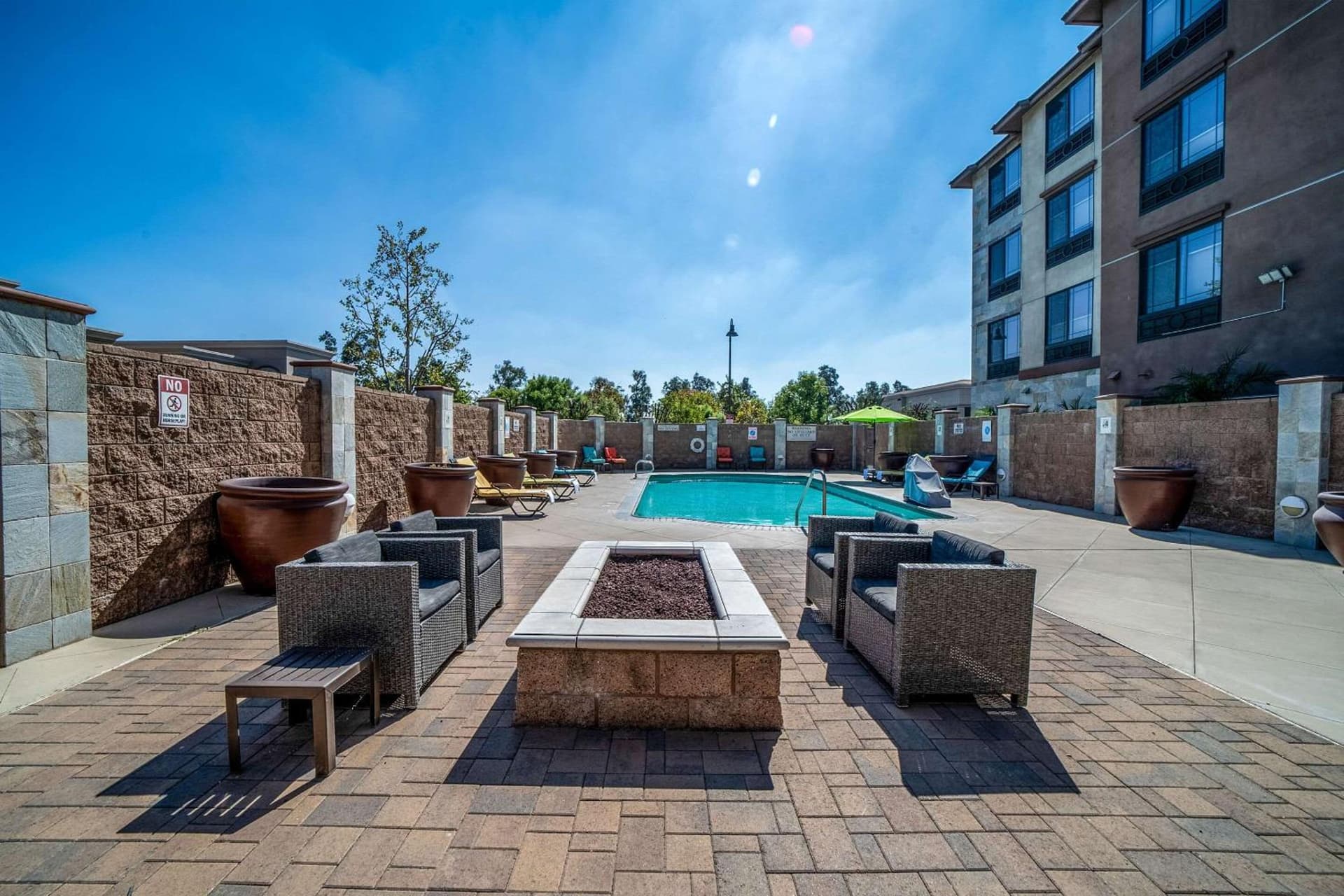 Country Inn & Suites by Radisson, Ontario at Ontario Mills, CA gallery photo in Ontario, CA — image 4