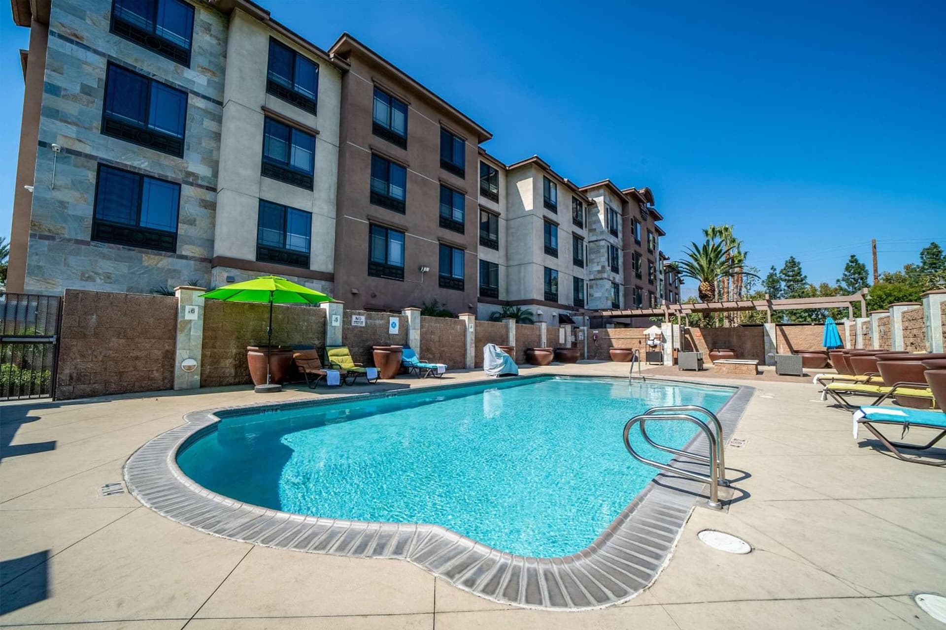 Country Inn & Suites by Radisson, Ontario at Ontario Mills, CA gallery photo in Ontario, CA — image 11