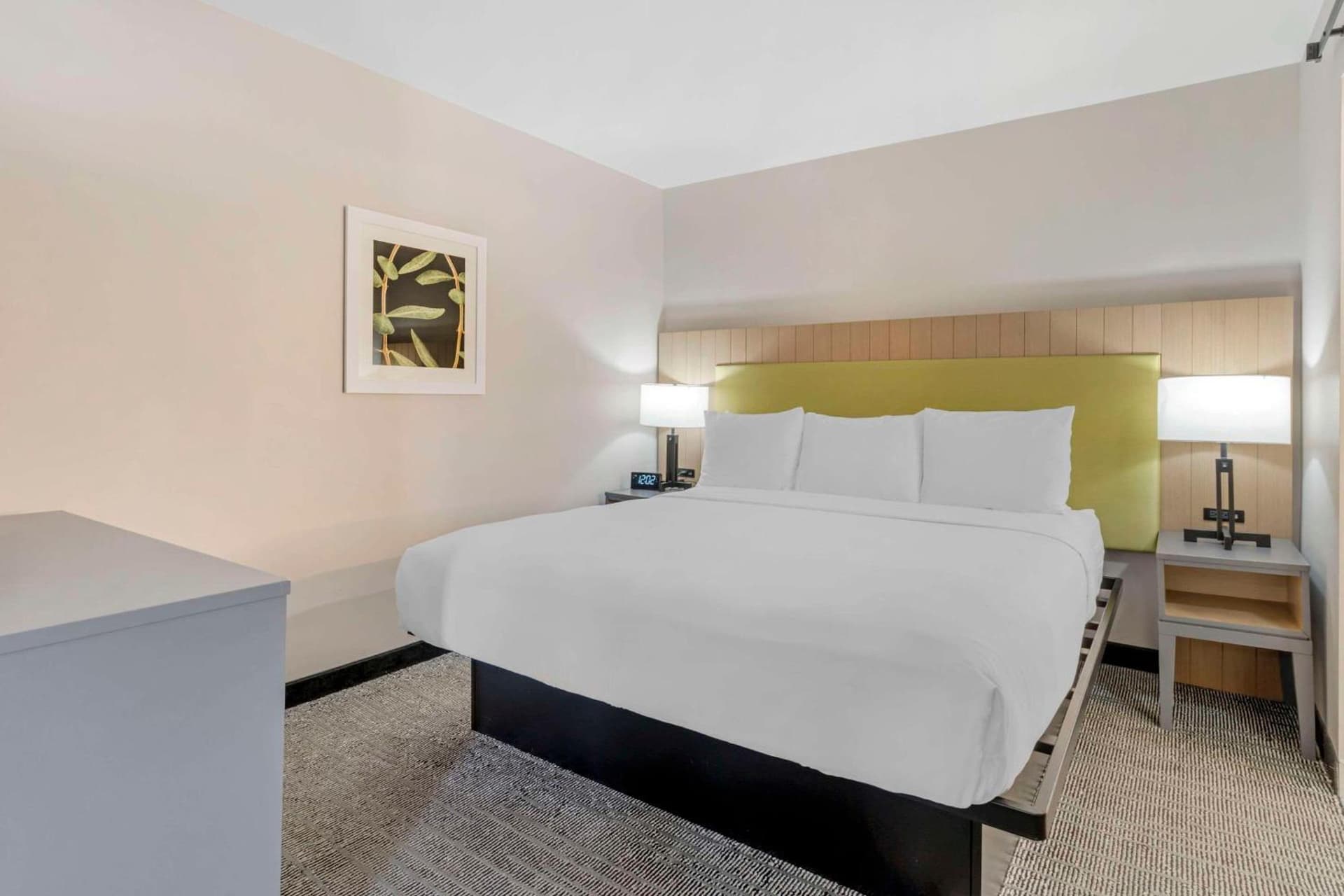 Country Inn & Suites by Radisson, Vallejo Napa Valley, CA gallery photo in Vallejo, CA — image 63