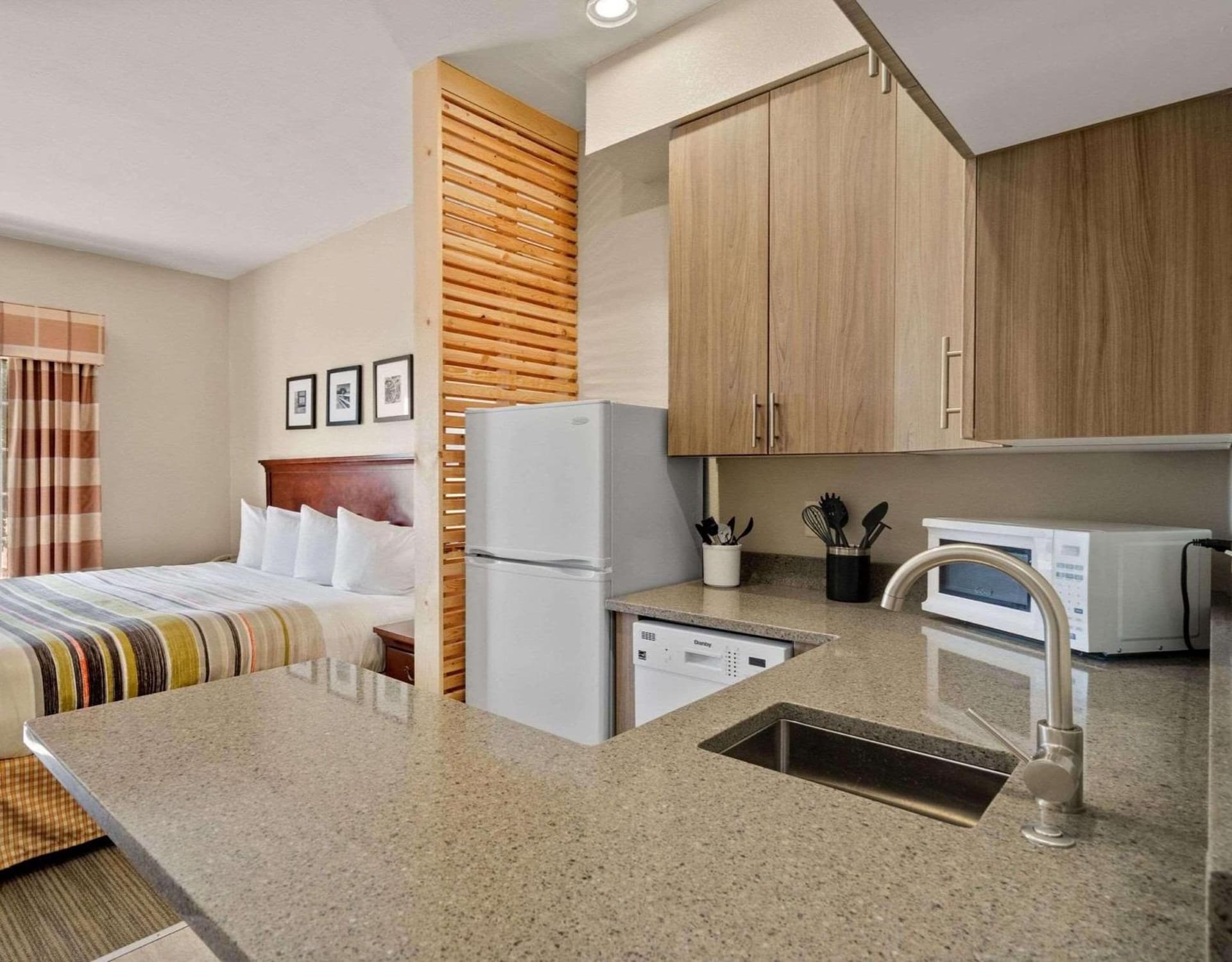 Country Inn & Suites by Radisson, Greeley, CO gallery photo in Greeley, CO — image 42