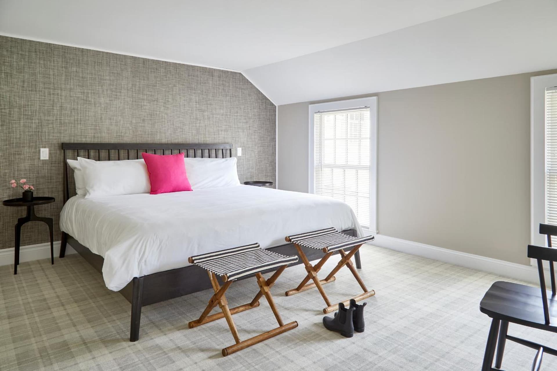 The Kent Collection - The Firefly Inn gallery photo in Kent — image 4