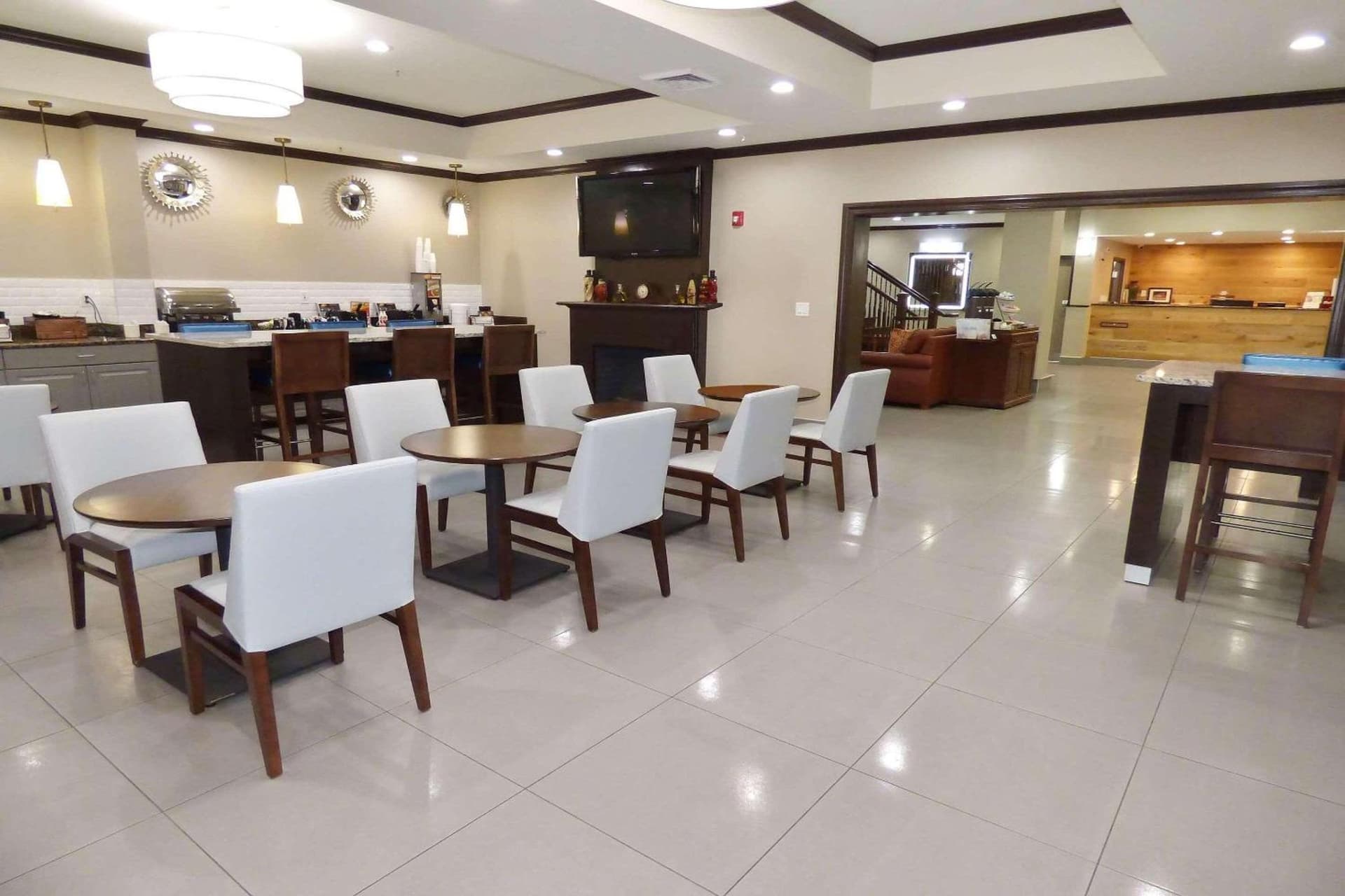 Country Inn & Suites by Radisson, Pensacola West, FL gallery photo in Pensacola, FL — image 27