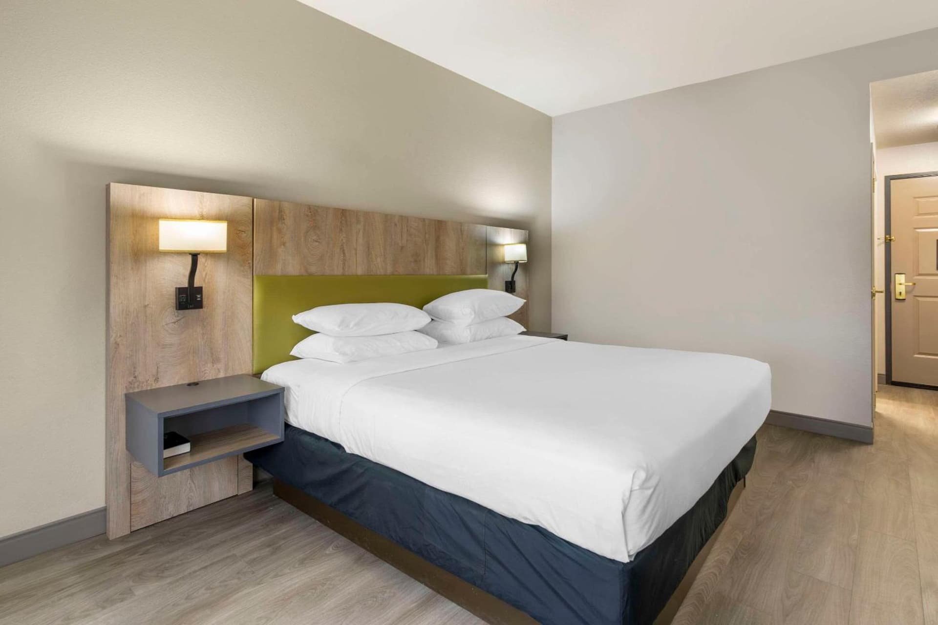 Country Inn & Suites by Radisson, Tampa Airport North, FL gallery photo in Tampa, FL — image 21