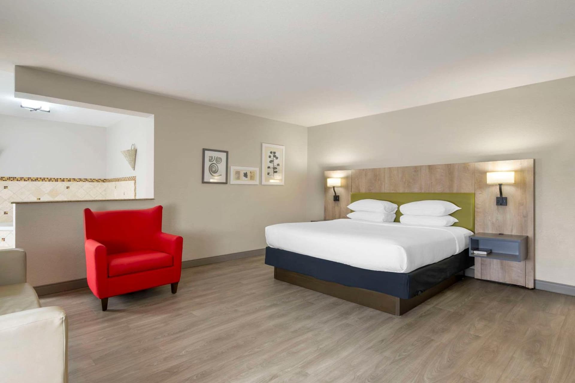 Country Inn & Suites by Radisson, Tampa Airport North, FL gallery photo in Tampa, FL — image 7