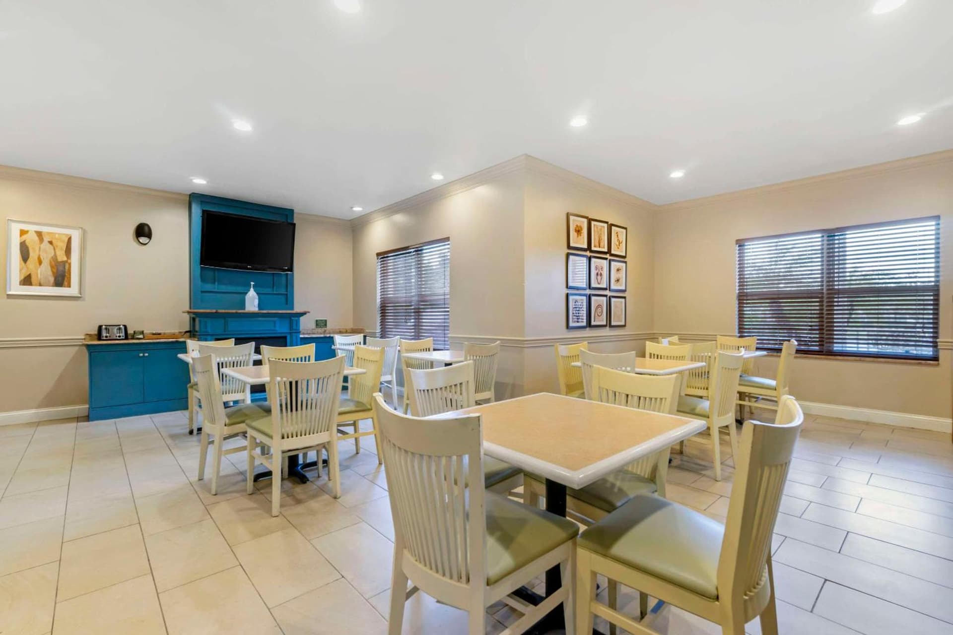 Country Inn & Suites by Radisson, Tampa Airport North, FL gallery photo in Tampa, FL — image 38