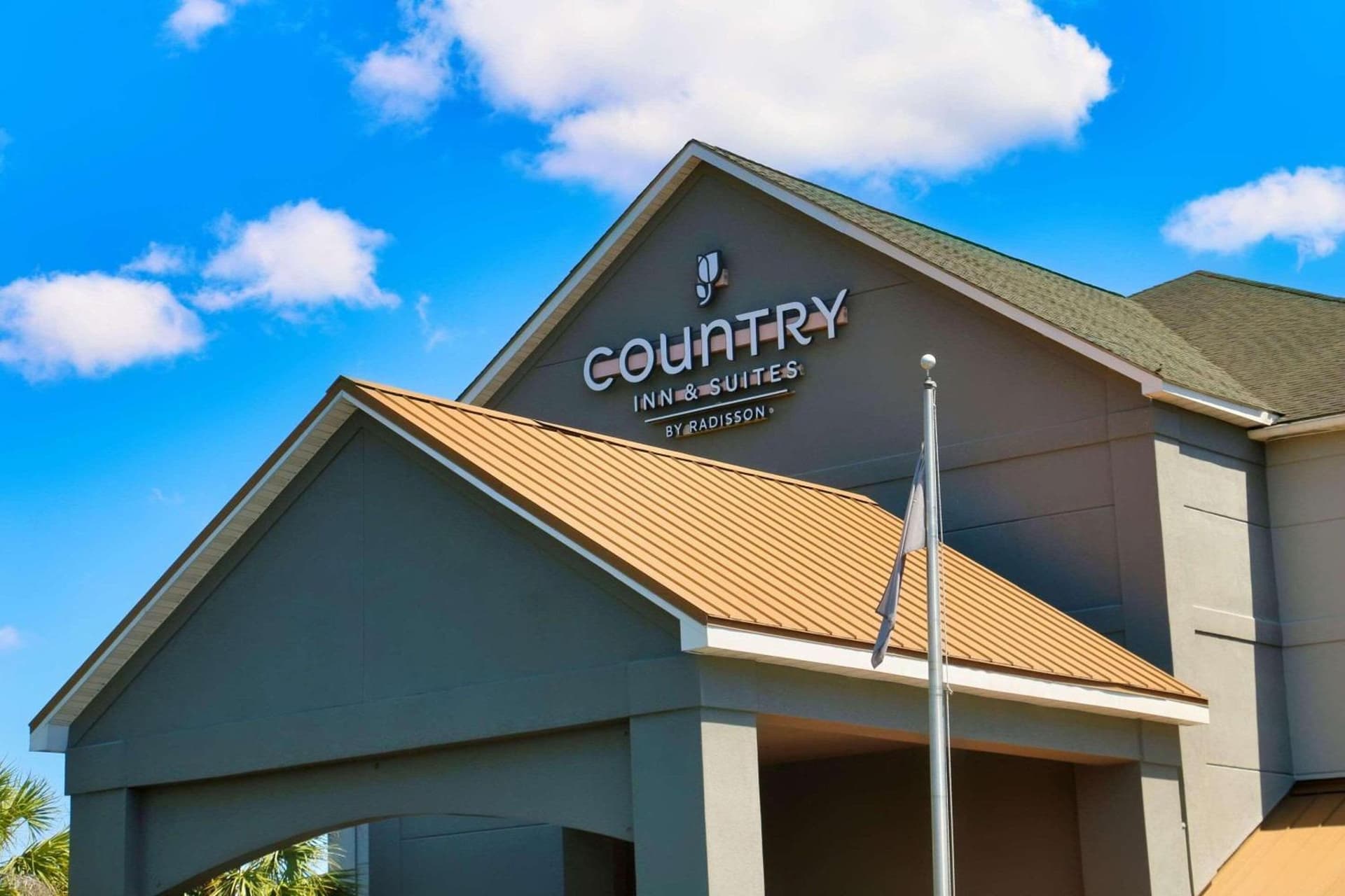 Country Inn & Suites by Radisson, Savannah Gateway, GA featured exterior or lobby in Savannah, GA — similar hotel
