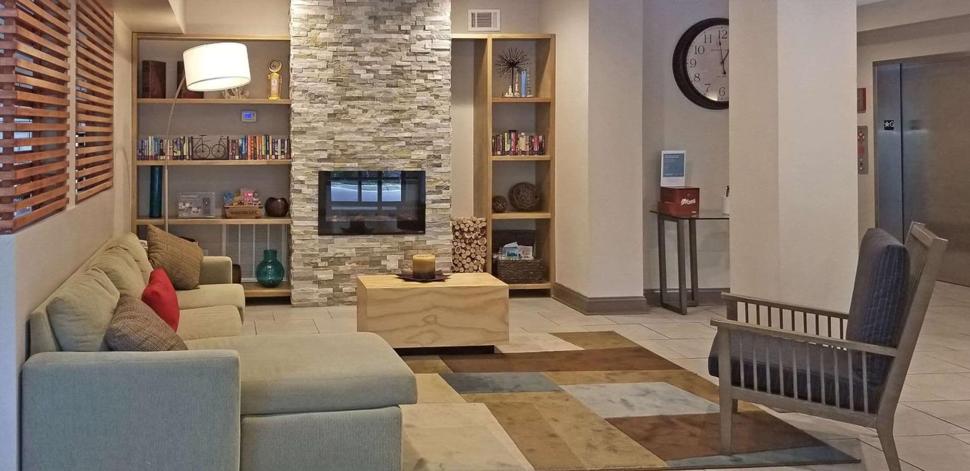 Country Inn & Suites by Radisson, Canton, GA interior in Canton, GA — gallery photo 2
