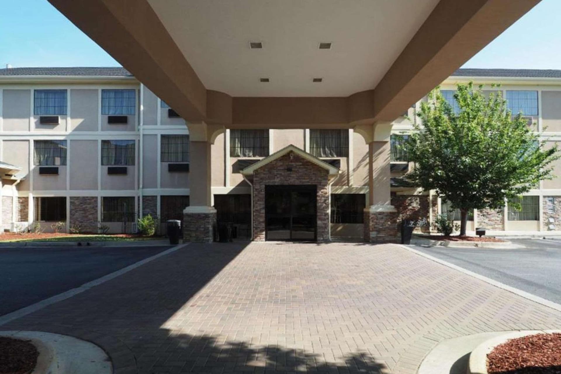 Country Inn & Suites by Radisson, Canton, GA featured exterior or lobby in Canton, GA — similar hotel
