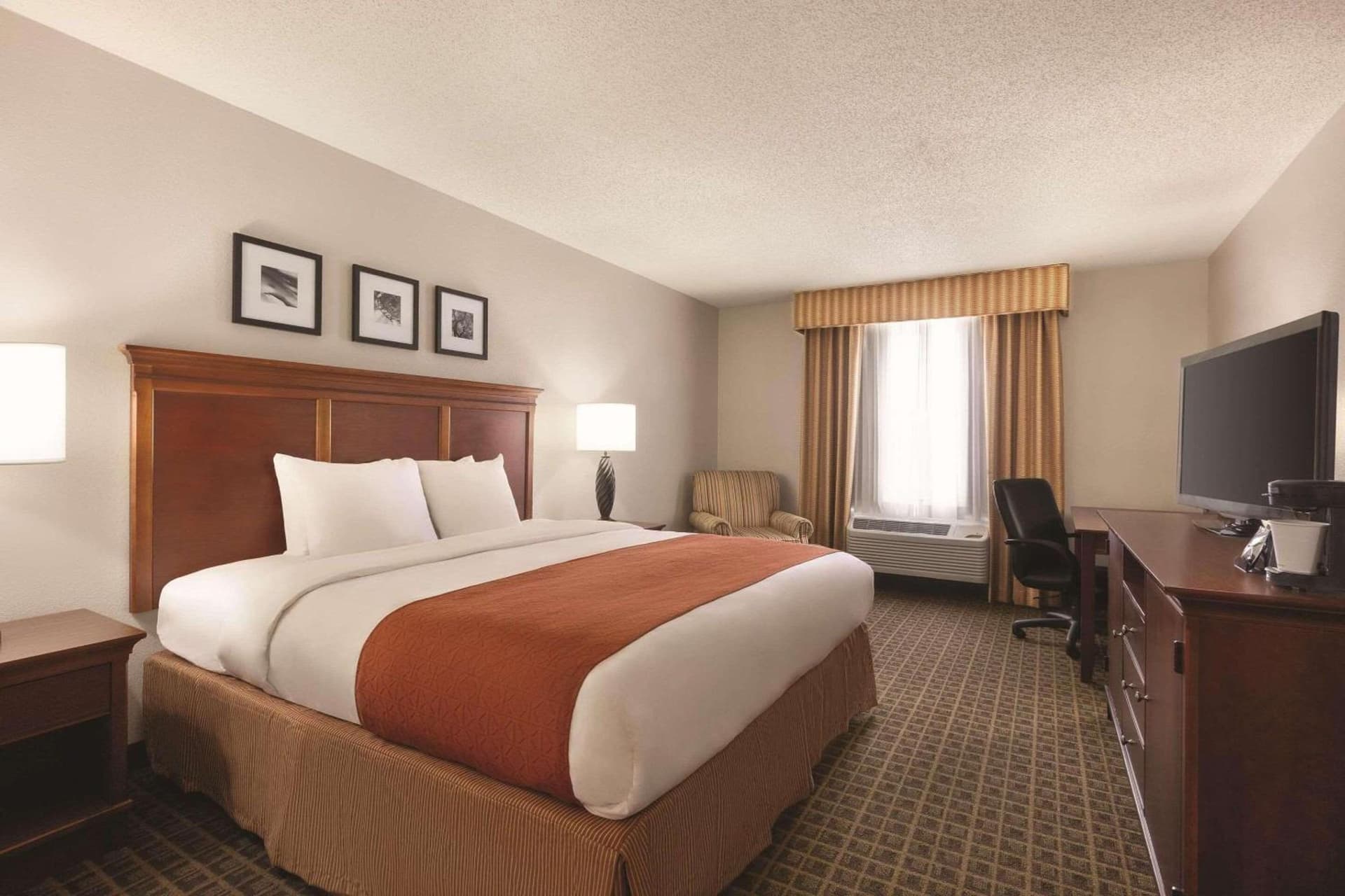 Country Inn & Suites by Radisson, Lawrenceville near Northside Hospital Gwinnett gallery photo in Lawrenceville, GA — image 16