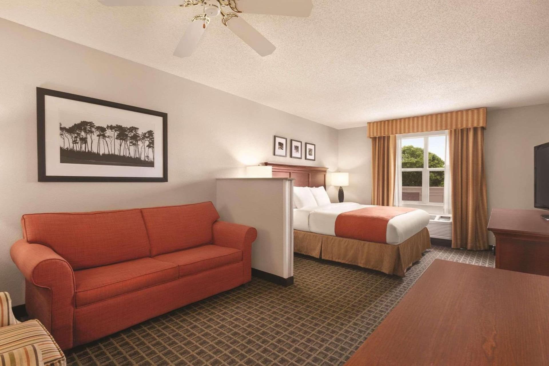 Country Inn & Suites by Radisson, Lawrenceville near Northside Hospital Gwinnett gallery photo in Lawrenceville, GA — image 15