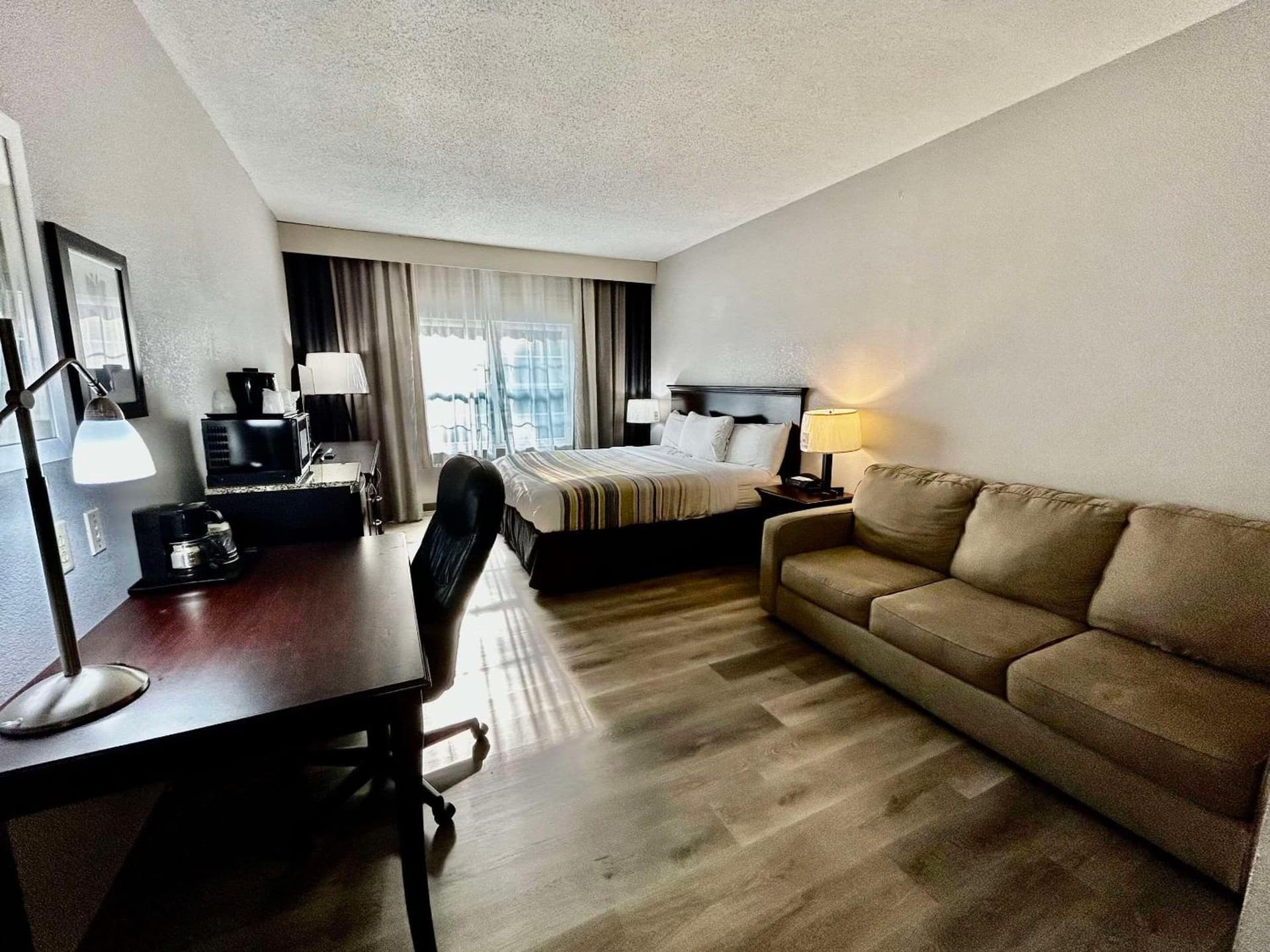 Country Inn & Suites by Radisson, Columbus, GA gallery photo in Columbus, GA — image 44