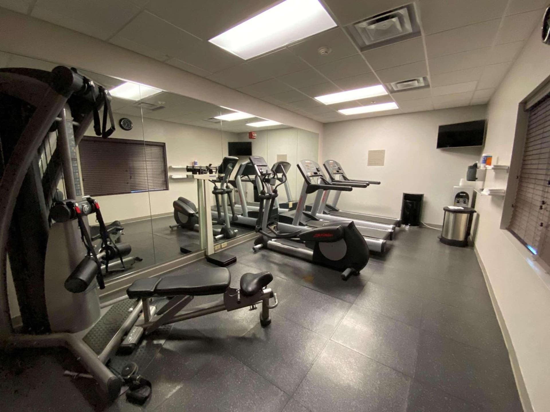 Country Inn & Suites by Radisson, Athens, GA gallery photo in Athens, GA — image 38