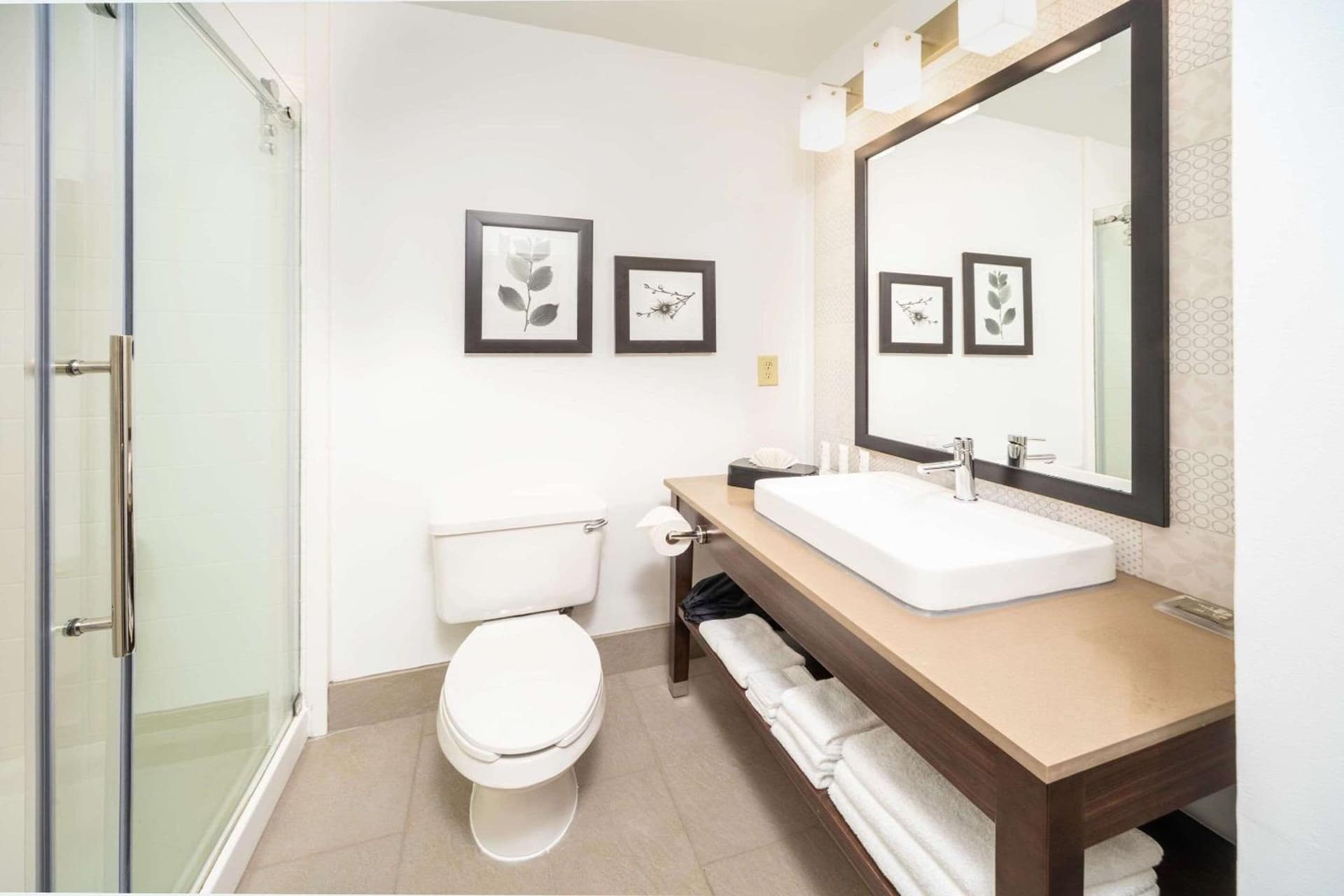 Country Inn & Suites by Radisson, Stone Mountain, GA gallery photo in Stone Mountain, GA — image 78