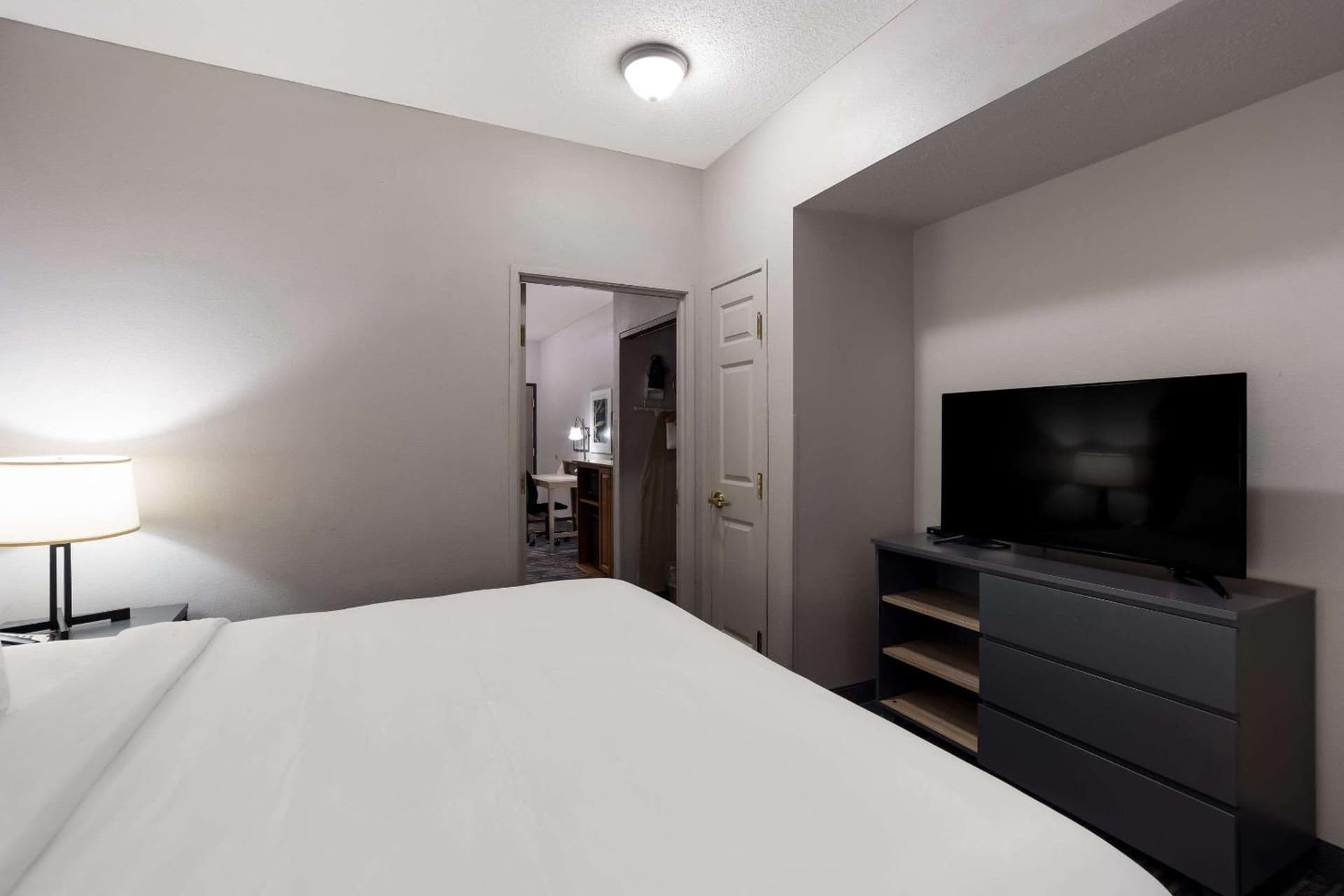 Country Inn & Suites by Radisson, Augusta at I-20, GA gallery photo in Augusta, GA — image 4