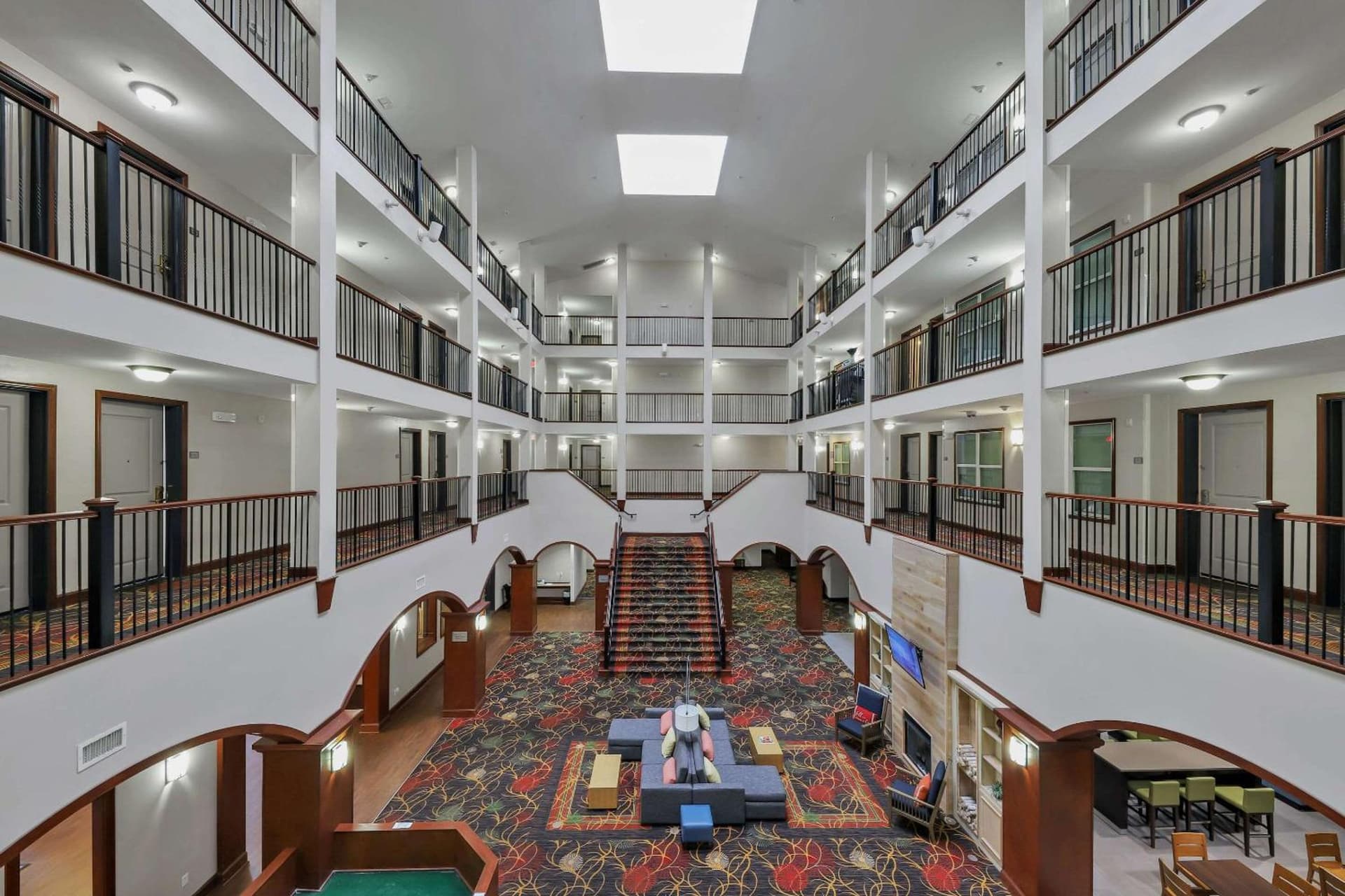 Country Inn & Suites by Radisson, Braselton, GA interior in Braselton, GA — gallery photo 2