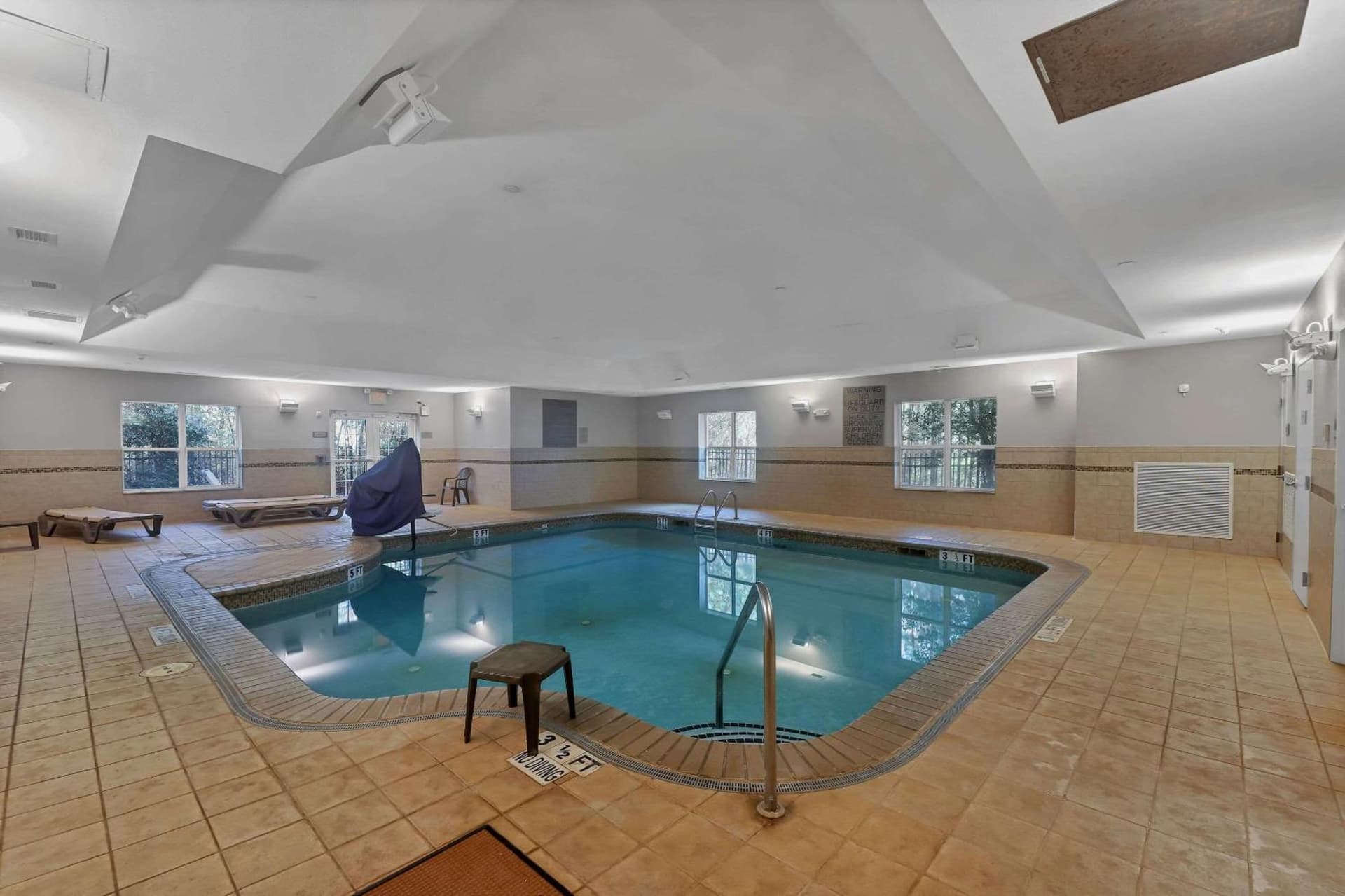 Country Inn & Suites by Radisson, Braselton, GA gallery photo in Braselton, GA — image 25