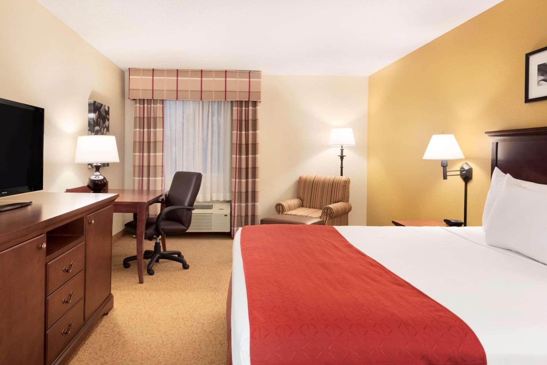 Country Inn & Suites by Radisson, Cedar Rapids Airport, IA gallery photo in Cedar Rapids, IA — image 33