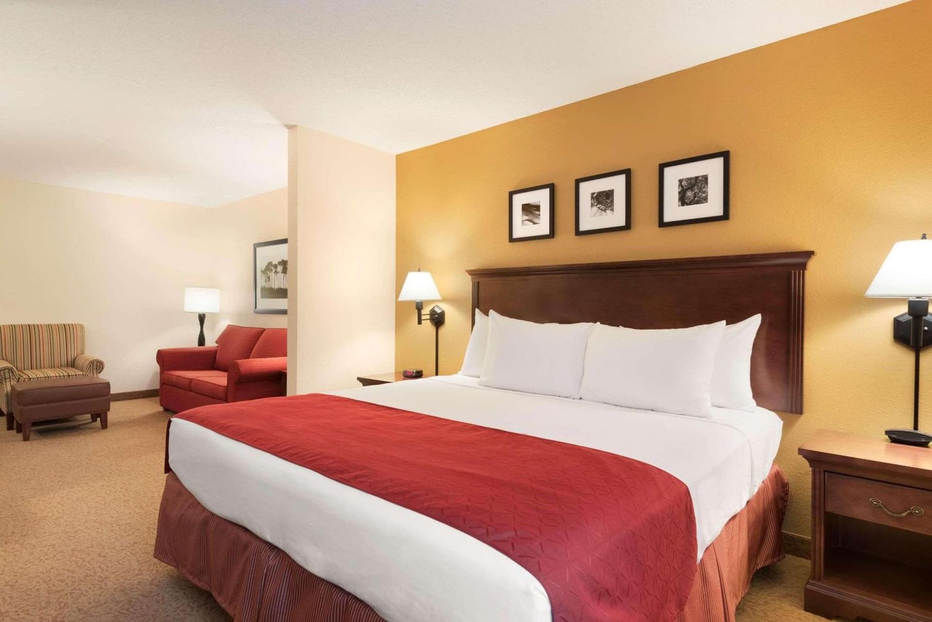Country Inn & Suites by Radisson, Cedar Rapids Airport, IA gallery photo in Cedar Rapids, IA — image 28