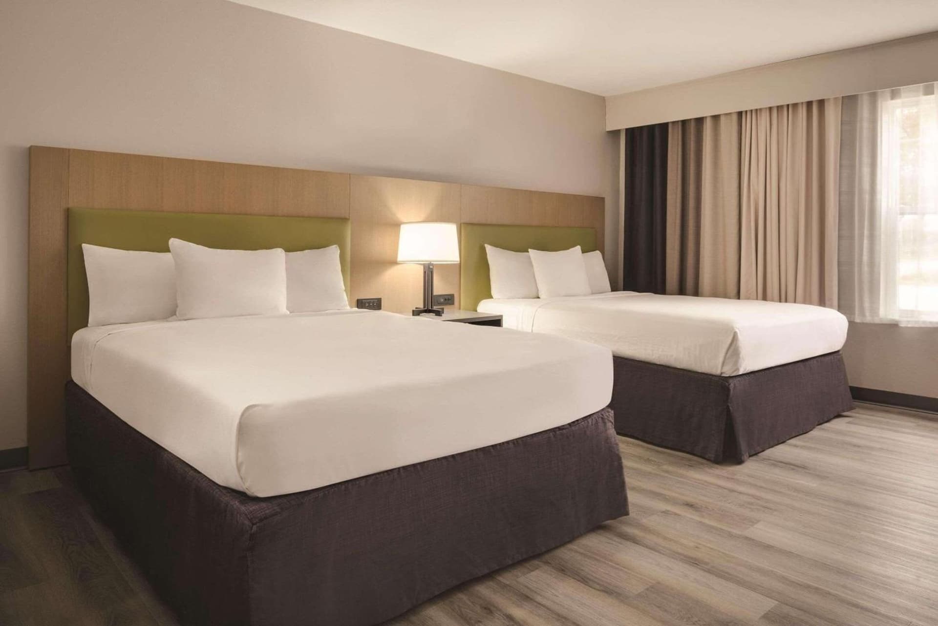 Country Inn & Suites by Radisson, Waterloo, IA gallery photo in Waterloo, IA — image 37