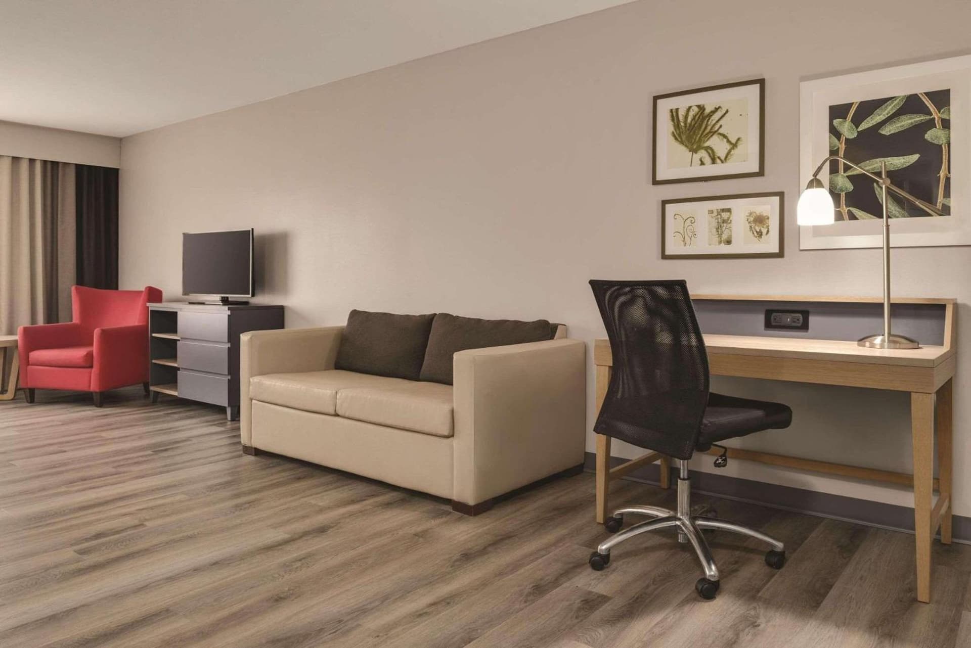 Country Inn & Suites by Radisson, Waterloo, IA gallery photo in Waterloo, IA — image 20