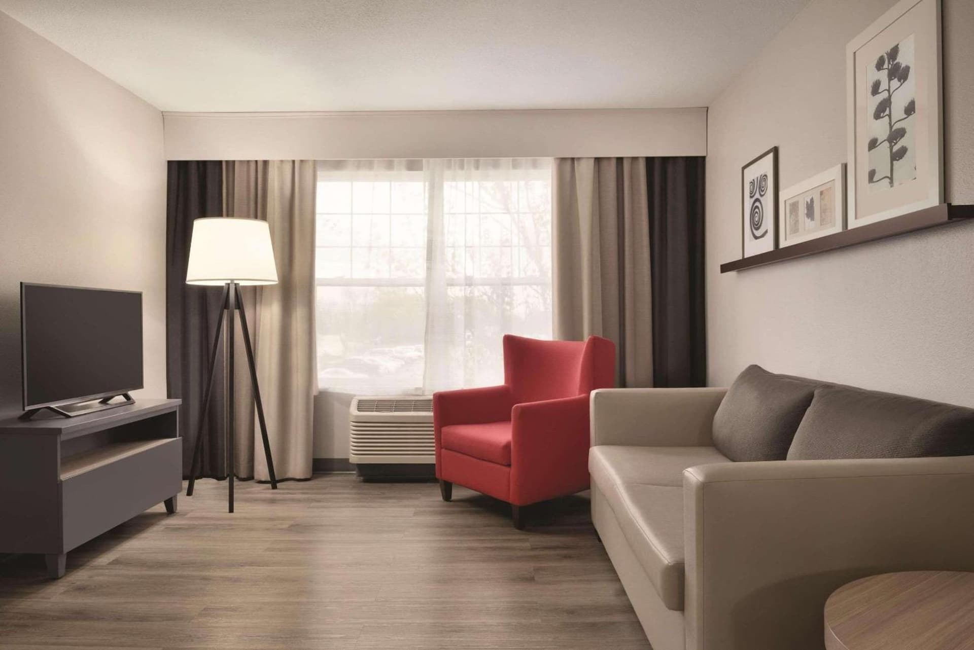 Country Inn & Suites by Radisson, Waterloo, IA gallery photo in Waterloo, IA — image 36
