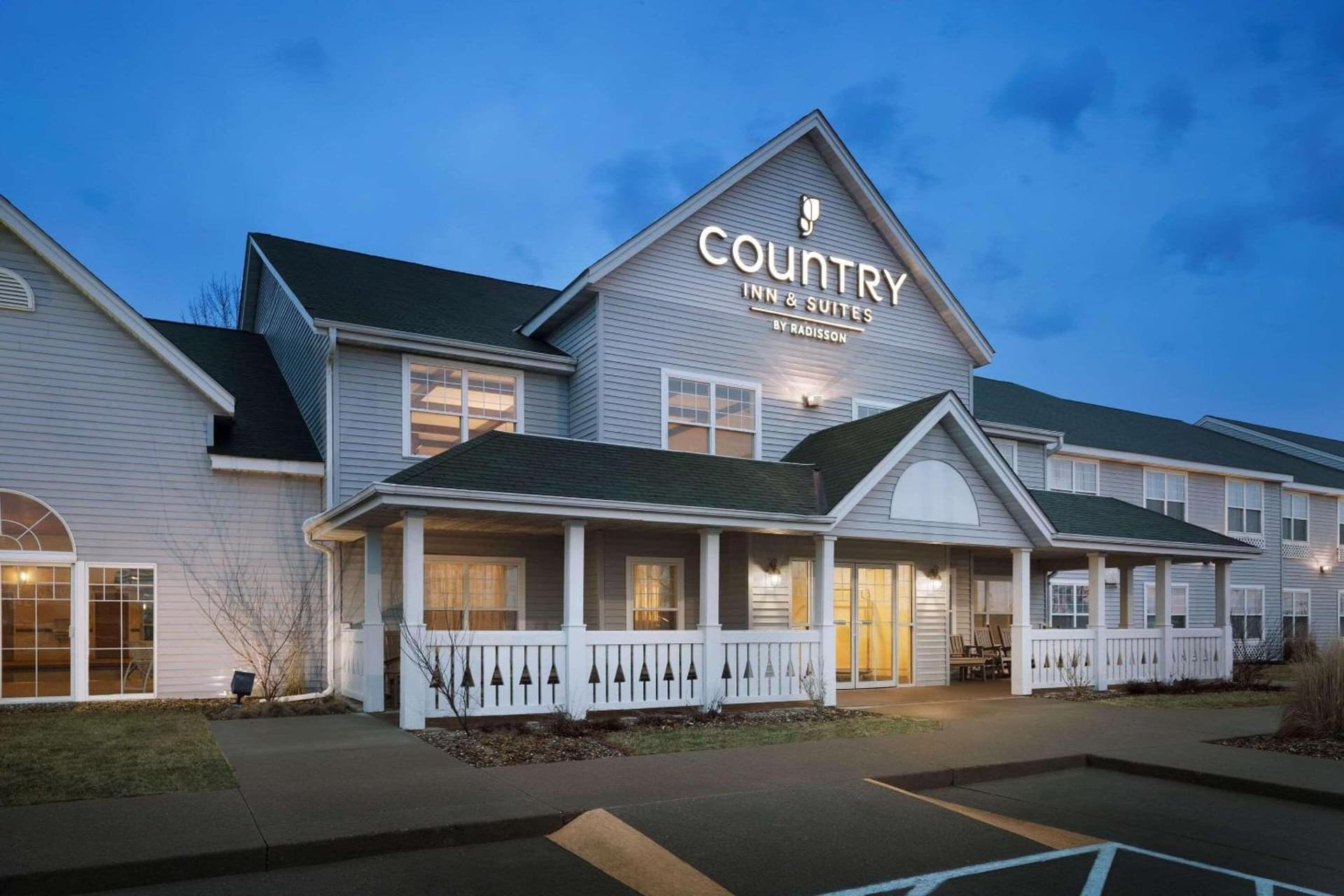 Country Inn & Suites by Radisson, Grinnell, IA — hotel in Grinnell, Iowa