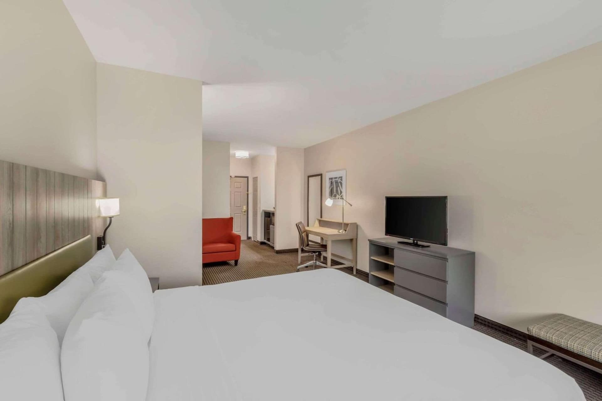 Country Inn & Suites by Radisson, Elk Grove Village-Itasca gallery photo in Elk Grove Village, IL — image 16