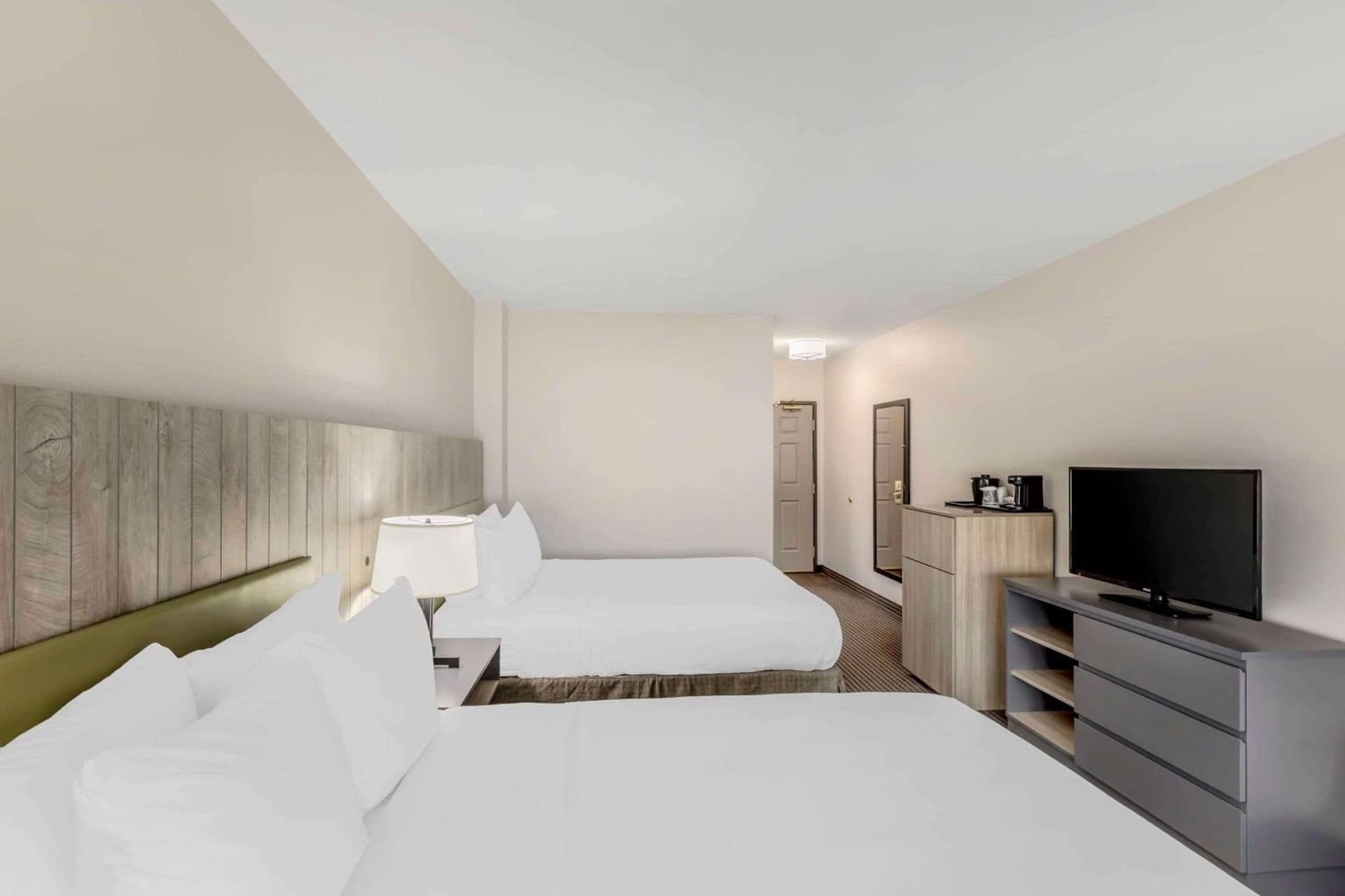 Country Inn & Suites by Radisson, Elk Grove Village-Itasca gallery photo in Elk Grove Village, IL — image 10