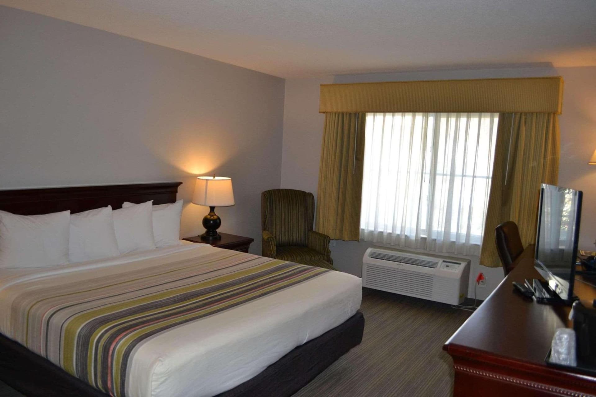 Country Inn & Suites by Radisson, Gurnee, IL gallery photo in Gurnee, IL — image 11