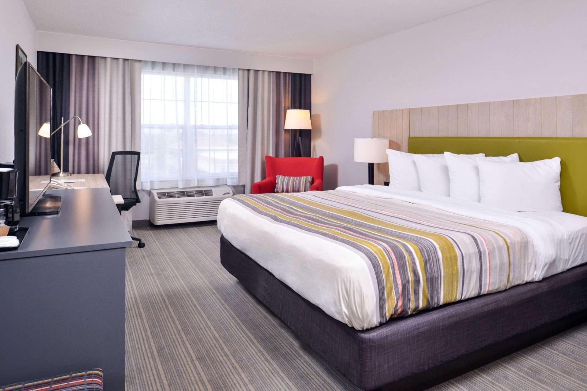 Country Inn & Suites by Radisson, Tinley Park, IL gallery photo in Tinley Park, IL — image 44