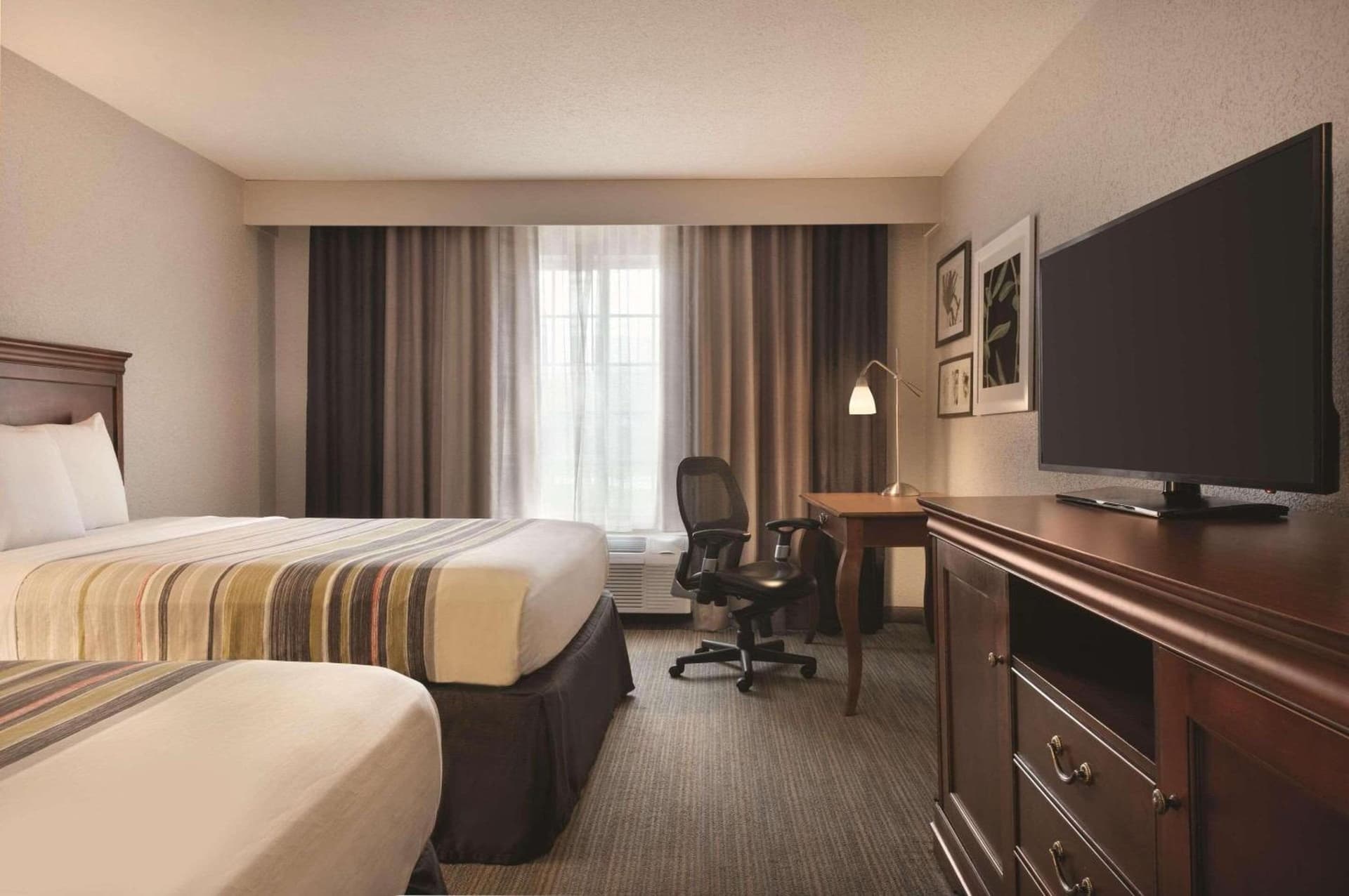 Country Inn & Suites by Radisson, Valparaiso, IN gallery photo in Valparaiso, IN — image 33
