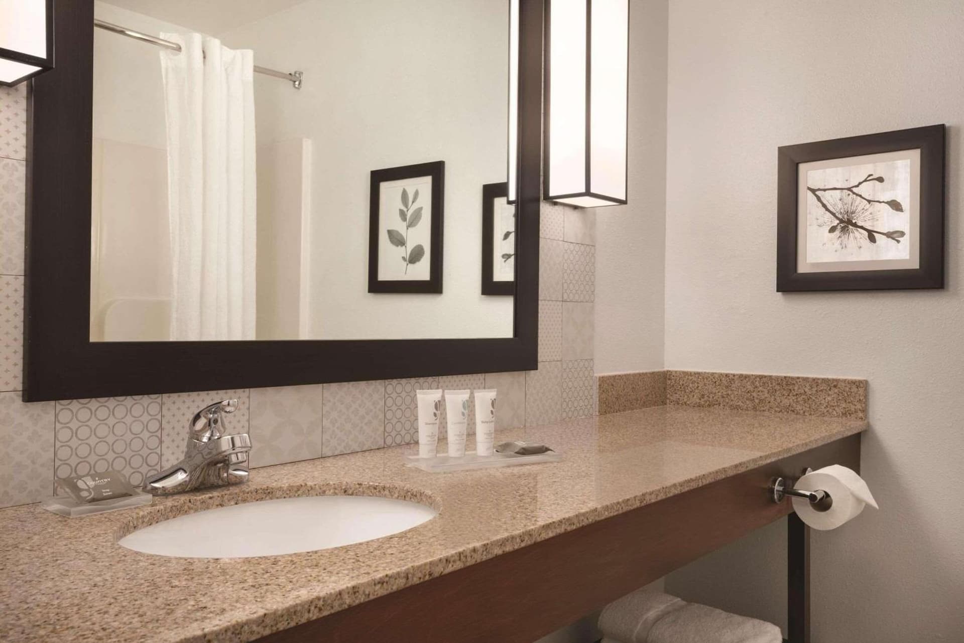 Country Inn & Suites by Radisson, Valparaiso, IN gallery photo in Valparaiso, IN — image 6
