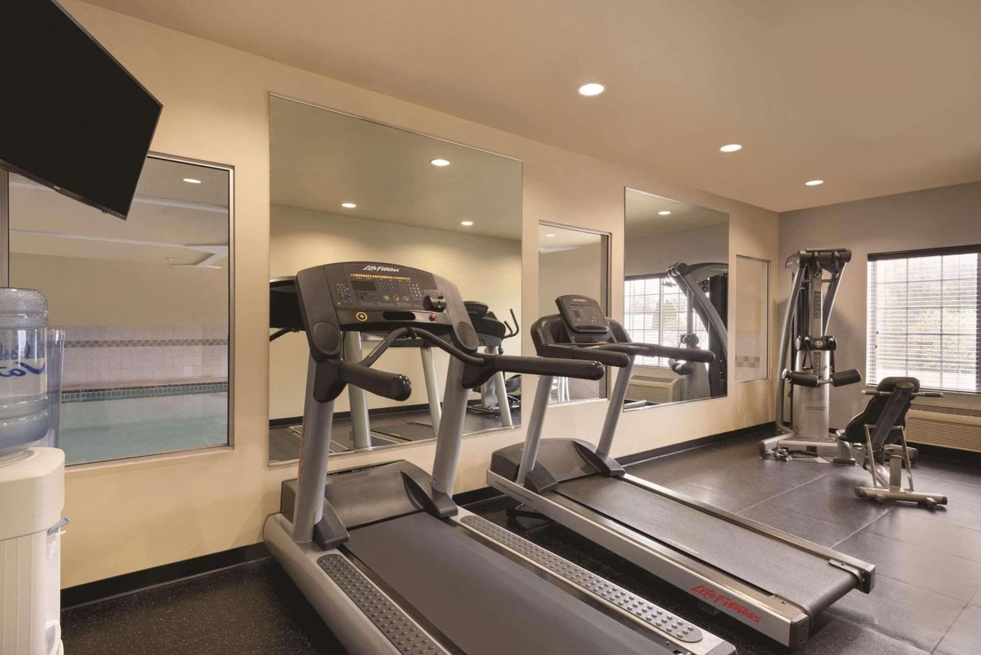 Country Inn & Suites by Radisson, Valparaiso, IN gallery photo in Valparaiso, IN — image 22