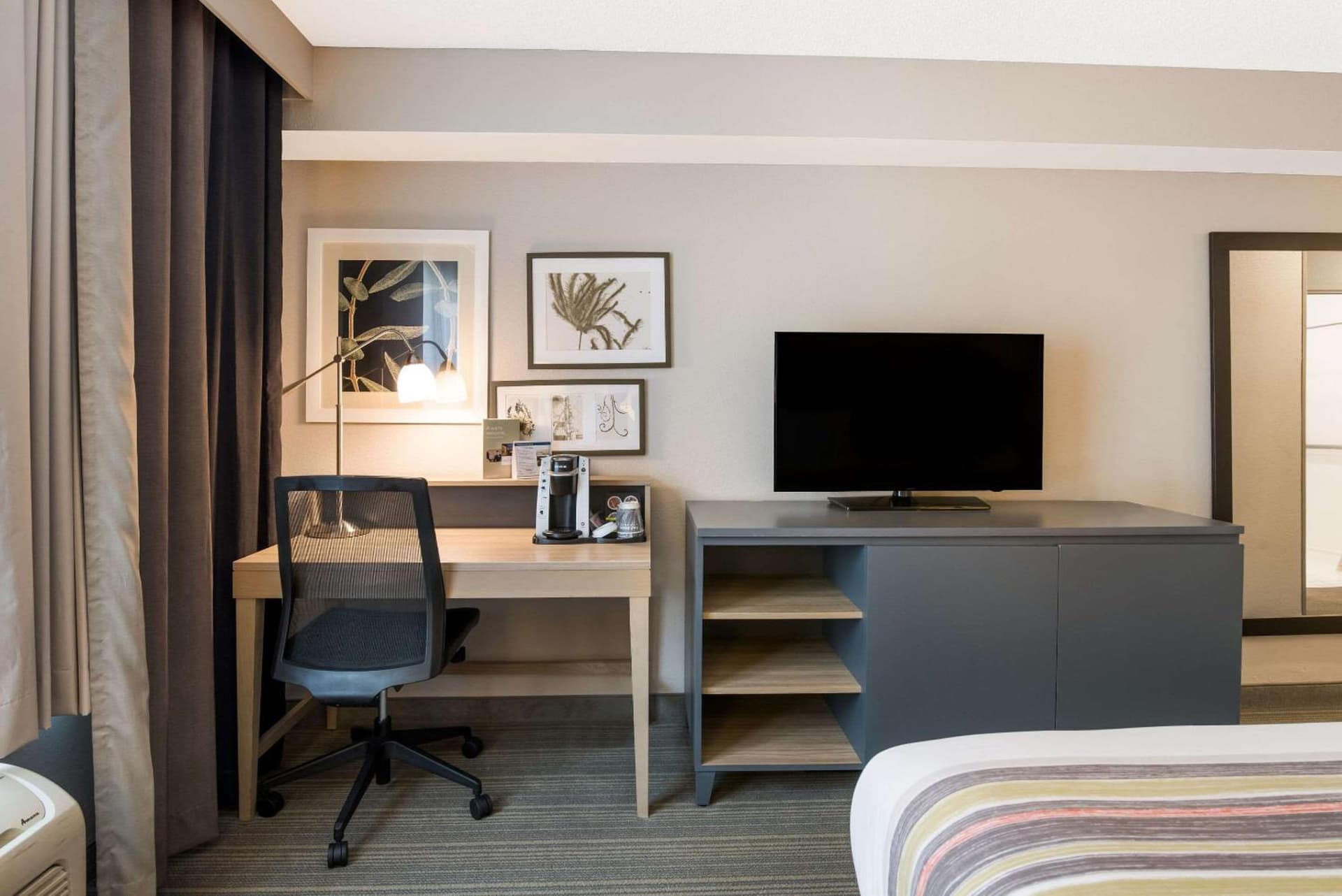 Country Inn & Suites by Radisson, Wichita East, KS gallery photo in Wichita, KS — image 23