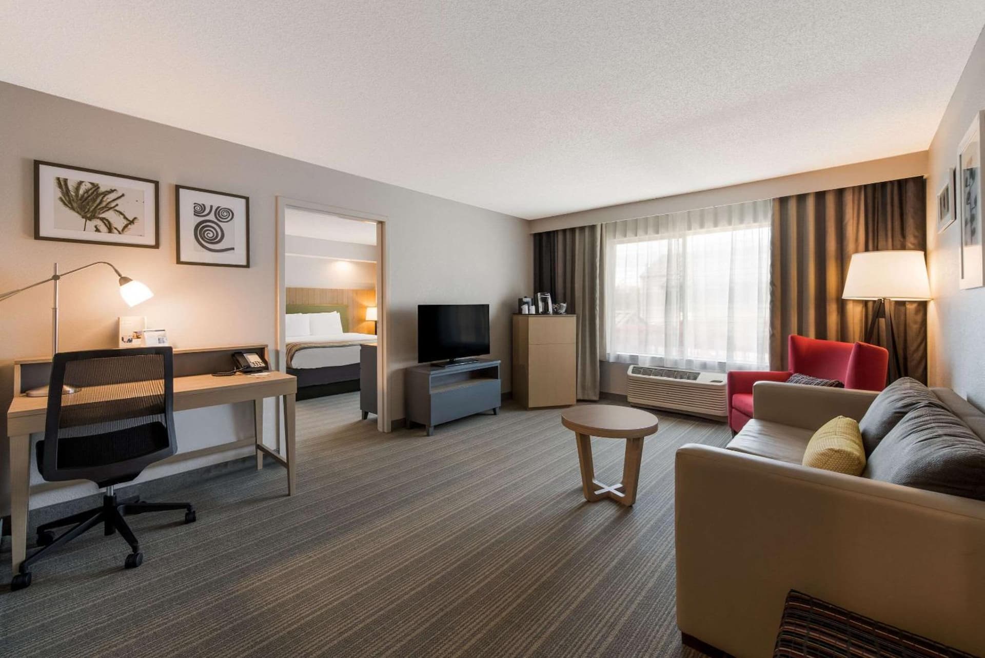 Country Inn & Suites by Radisson, Wichita East, KS gallery photo in Wichita, KS — image 4