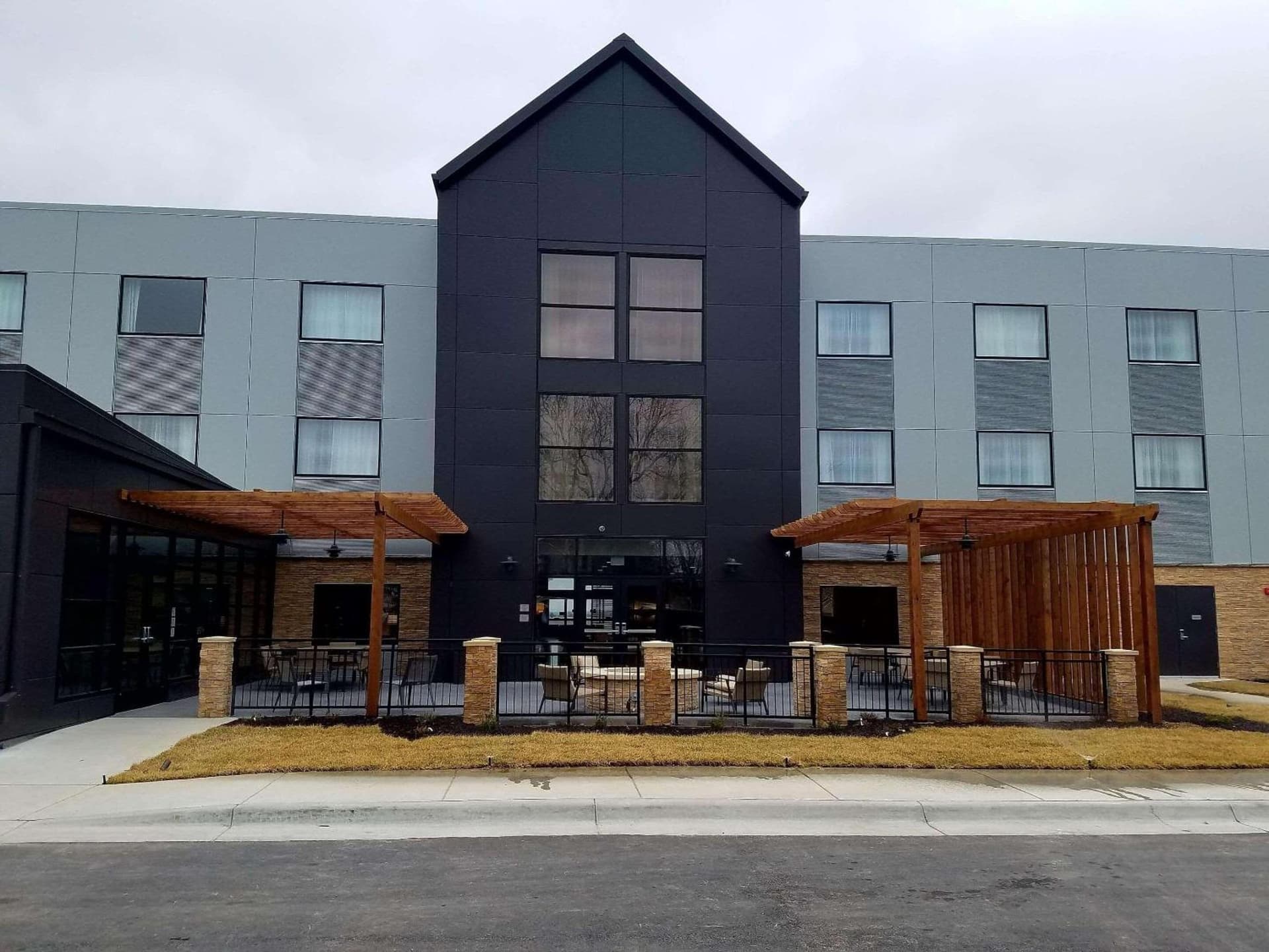 Country Inn & Suites by Radisson, Lawrence, KS property views in Lawrence, KS — gallery photo 3