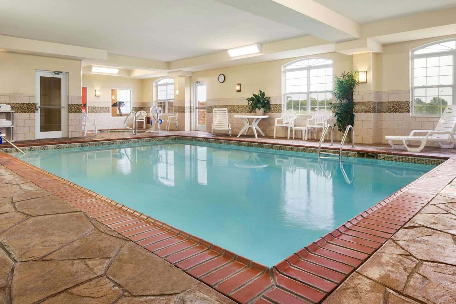 Country Inn & Suites by Radisson, Bowling Green, KY gallery photo in Bowling Green, KY — image 17