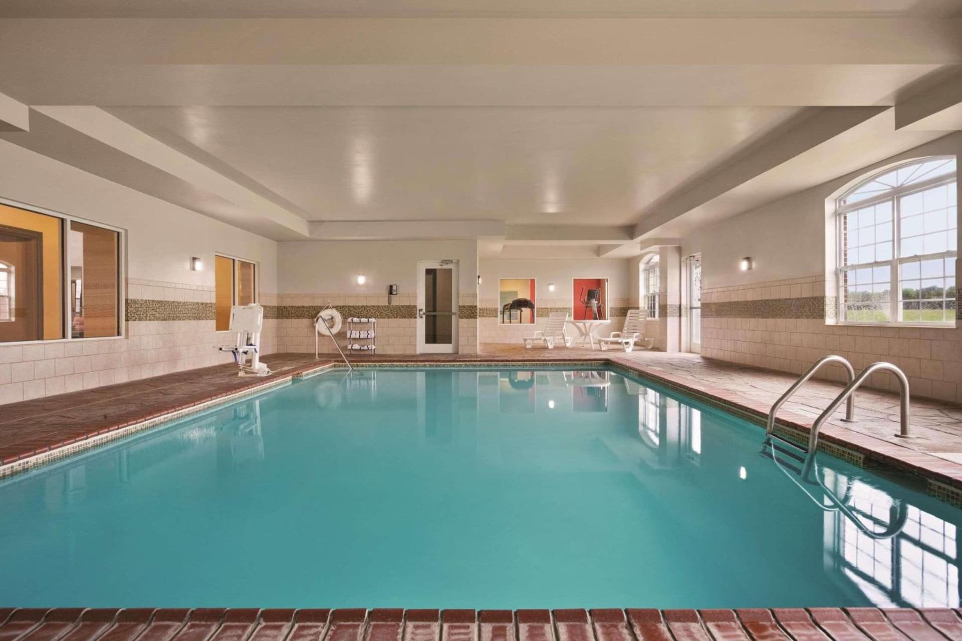 Country Inn & Suites by Radisson, Bowling Green, KY gallery photo in Bowling Green, KY — image 22