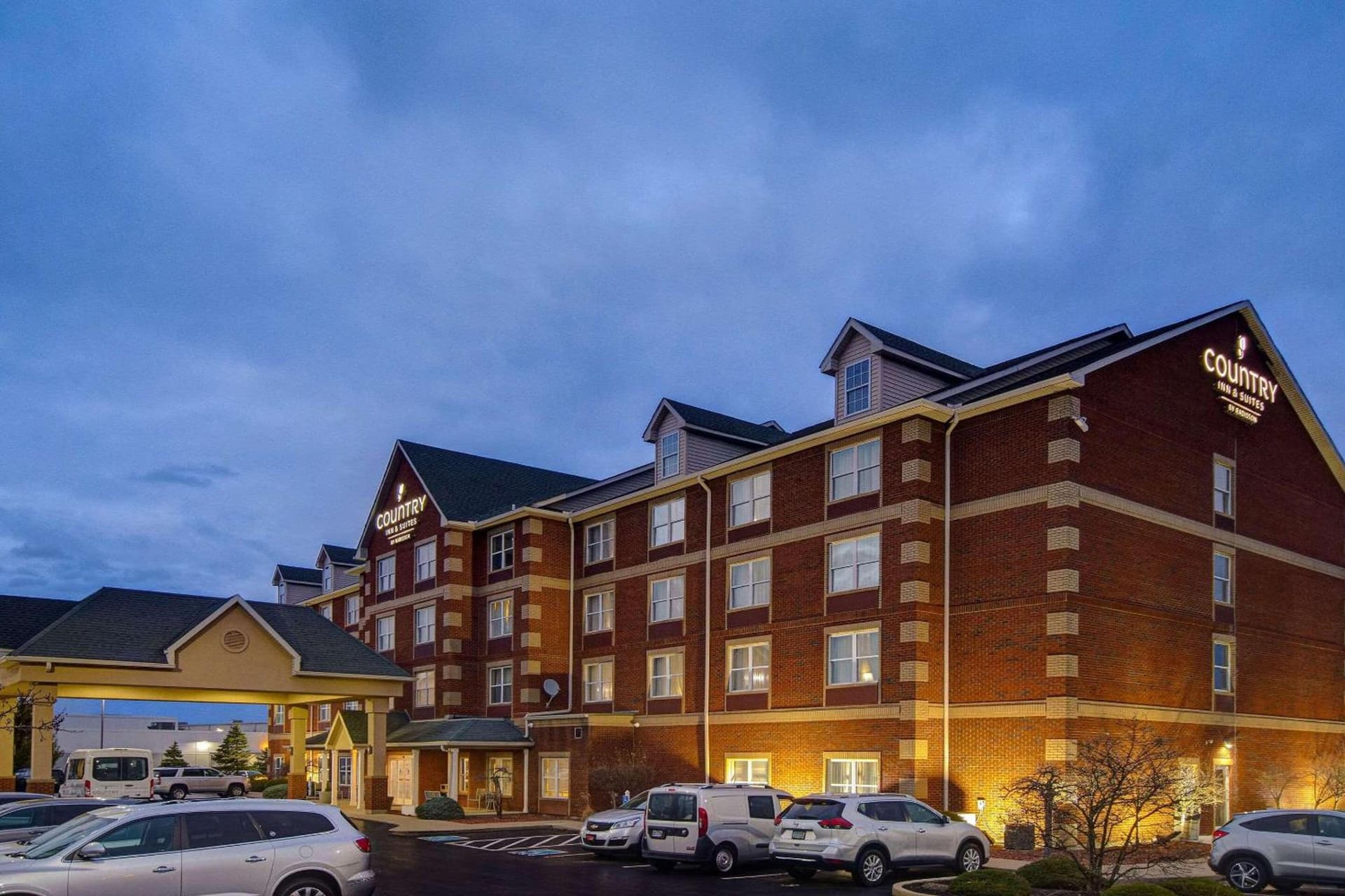 Country Inn & Suites by Radisson, Cincinnati Airport, KY interior in Hebron, KY — gallery photo 2