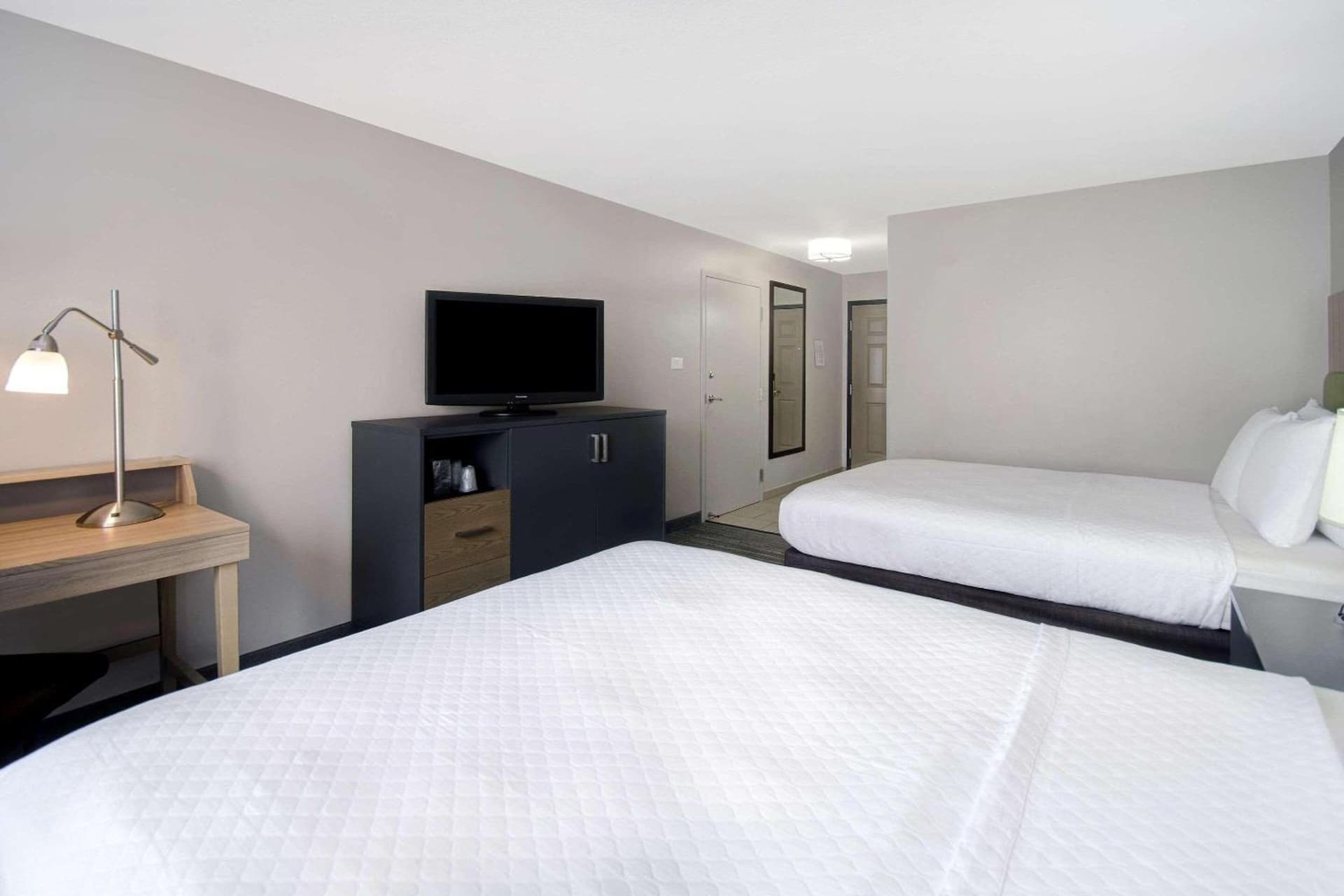 Country Inn & Suites by Radisson, Cincinnati Airport, KY property views in Hebron, KY — gallery photo 3