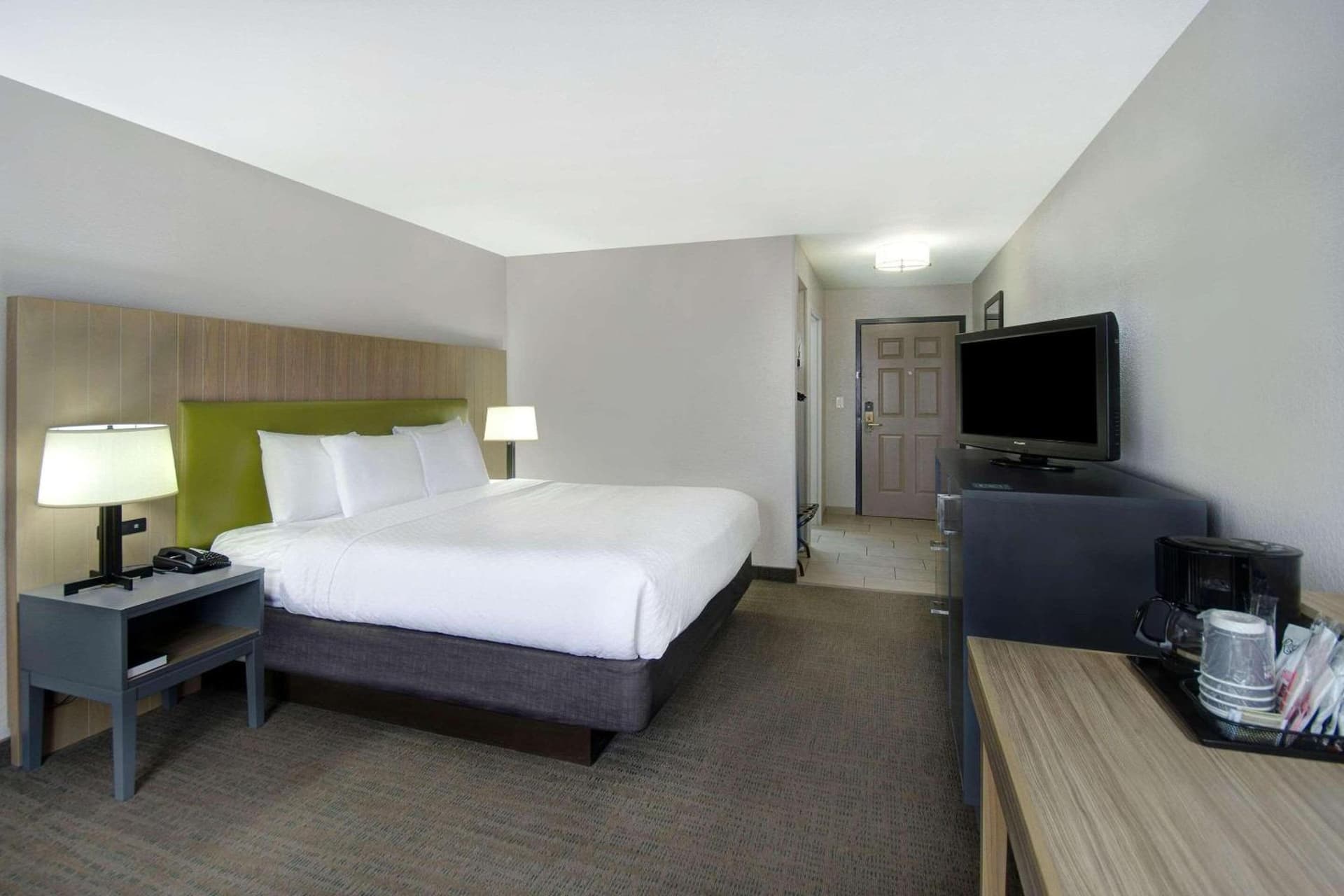 Country Inn & Suites by Radisson, Cincinnati Airport, KY gallery photo in Hebron, KY — image 26